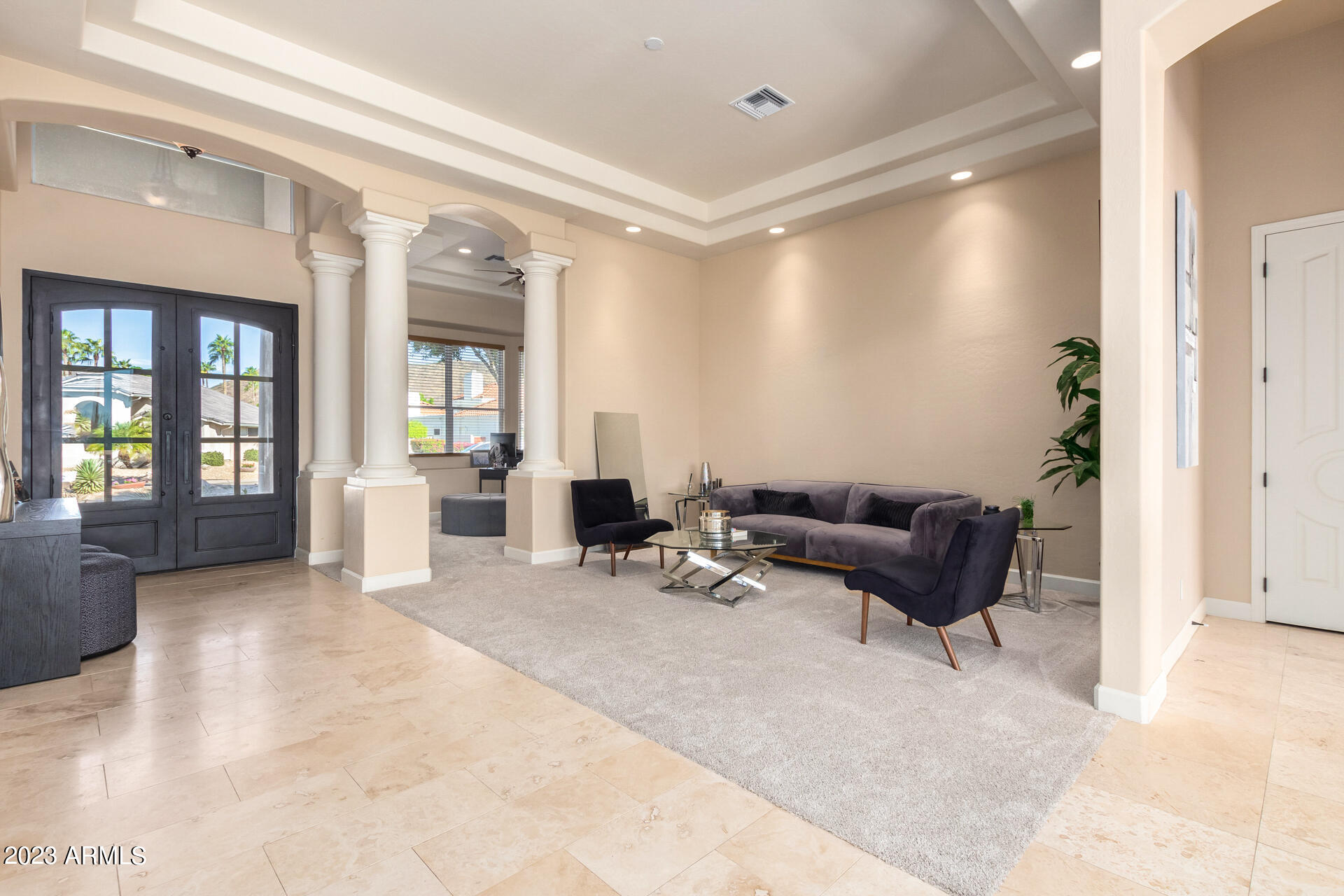 5867 W ABRAHAM Lane