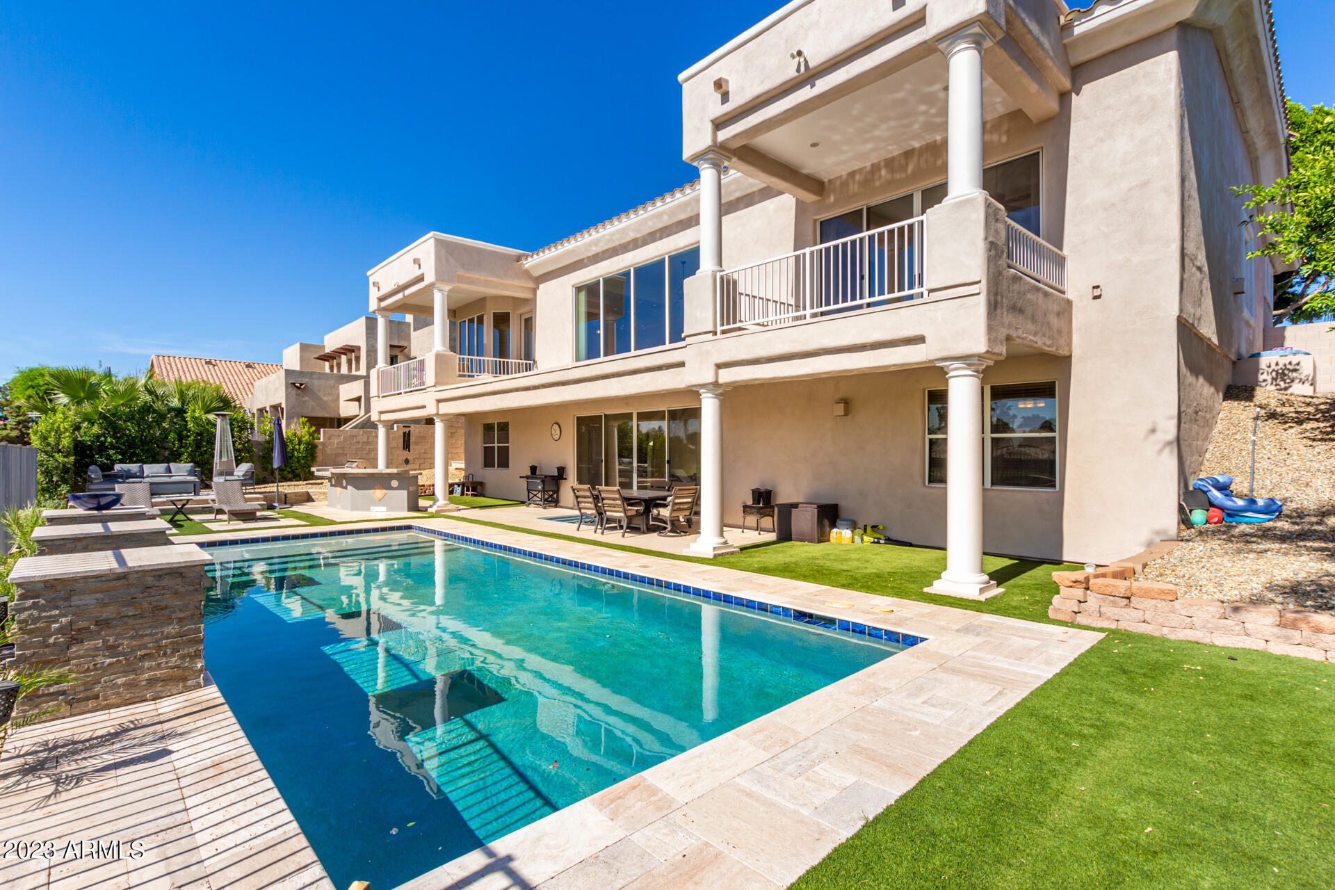 5867 W ABRAHAM Lane