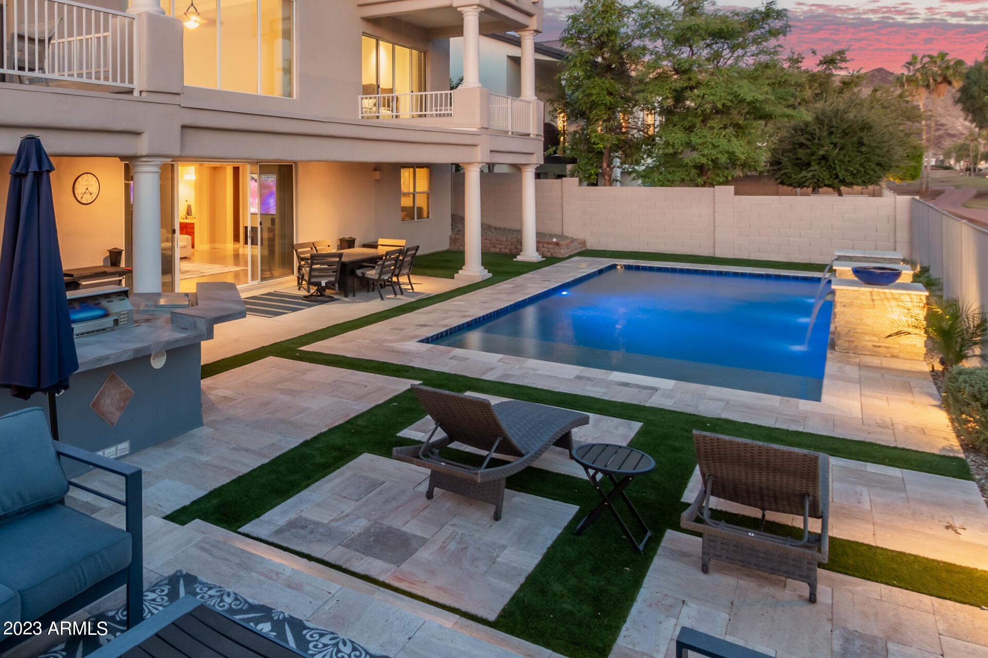 5867 W ABRAHAM Lane