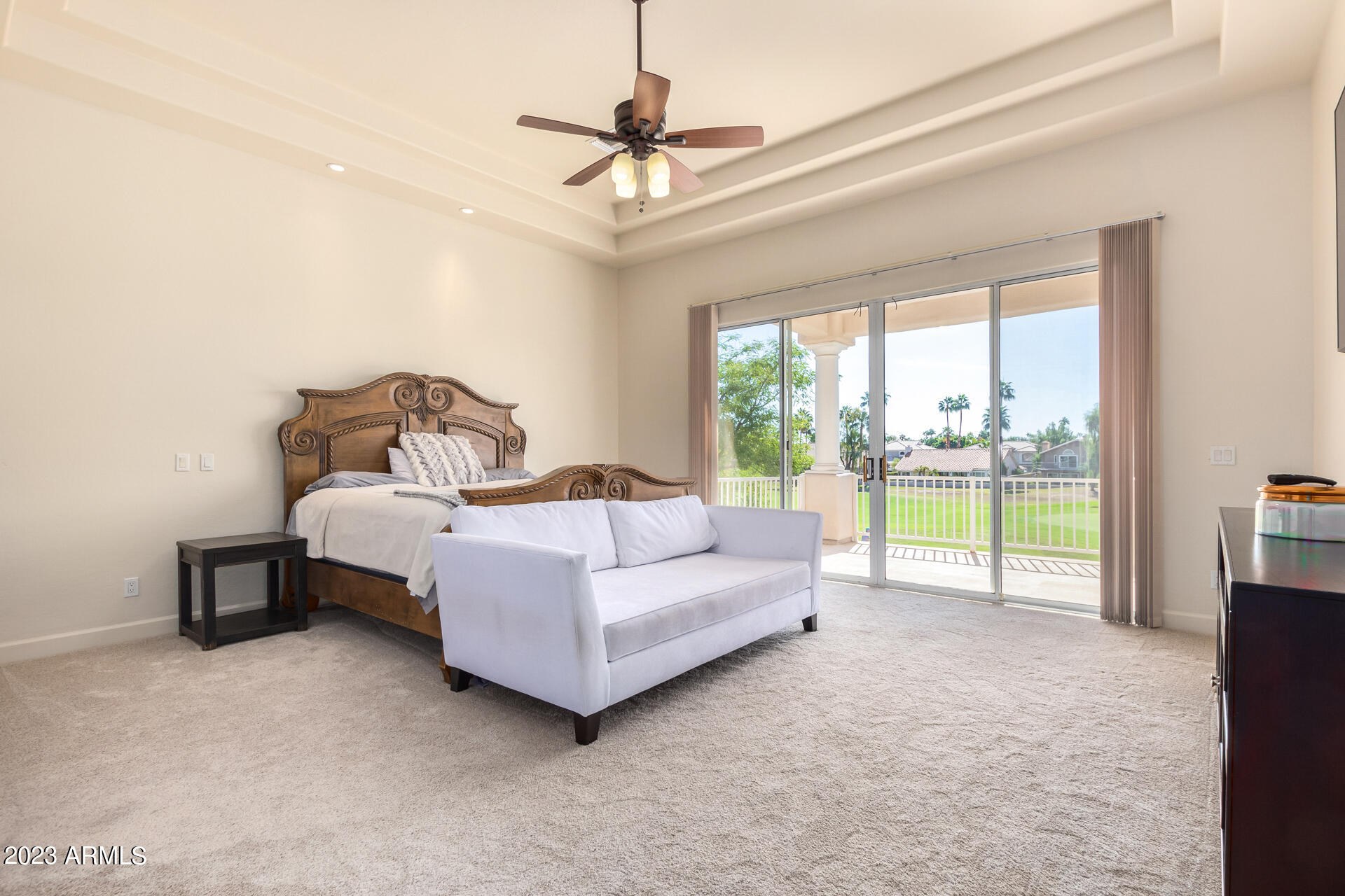 5867 W ABRAHAM Lane