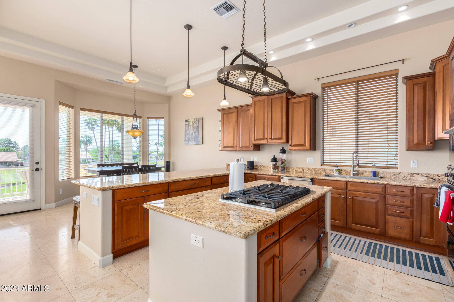5867 W ABRAHAM Lane