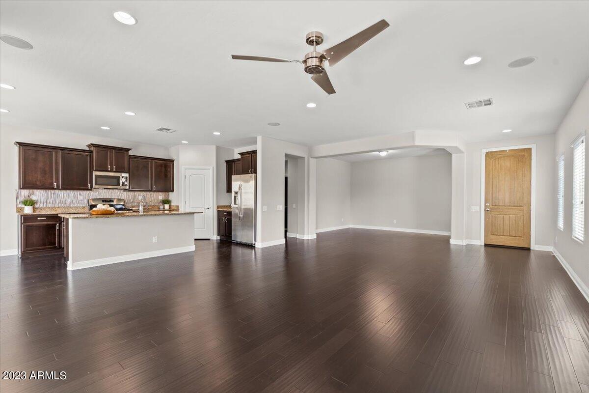3723 E ZACHARY Drive