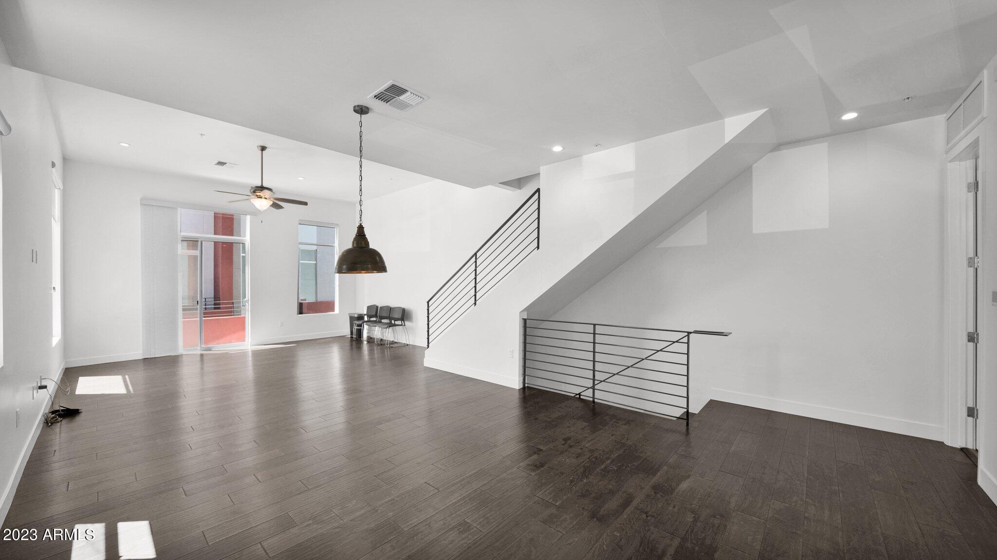 16510 N 92ND Street, 1007