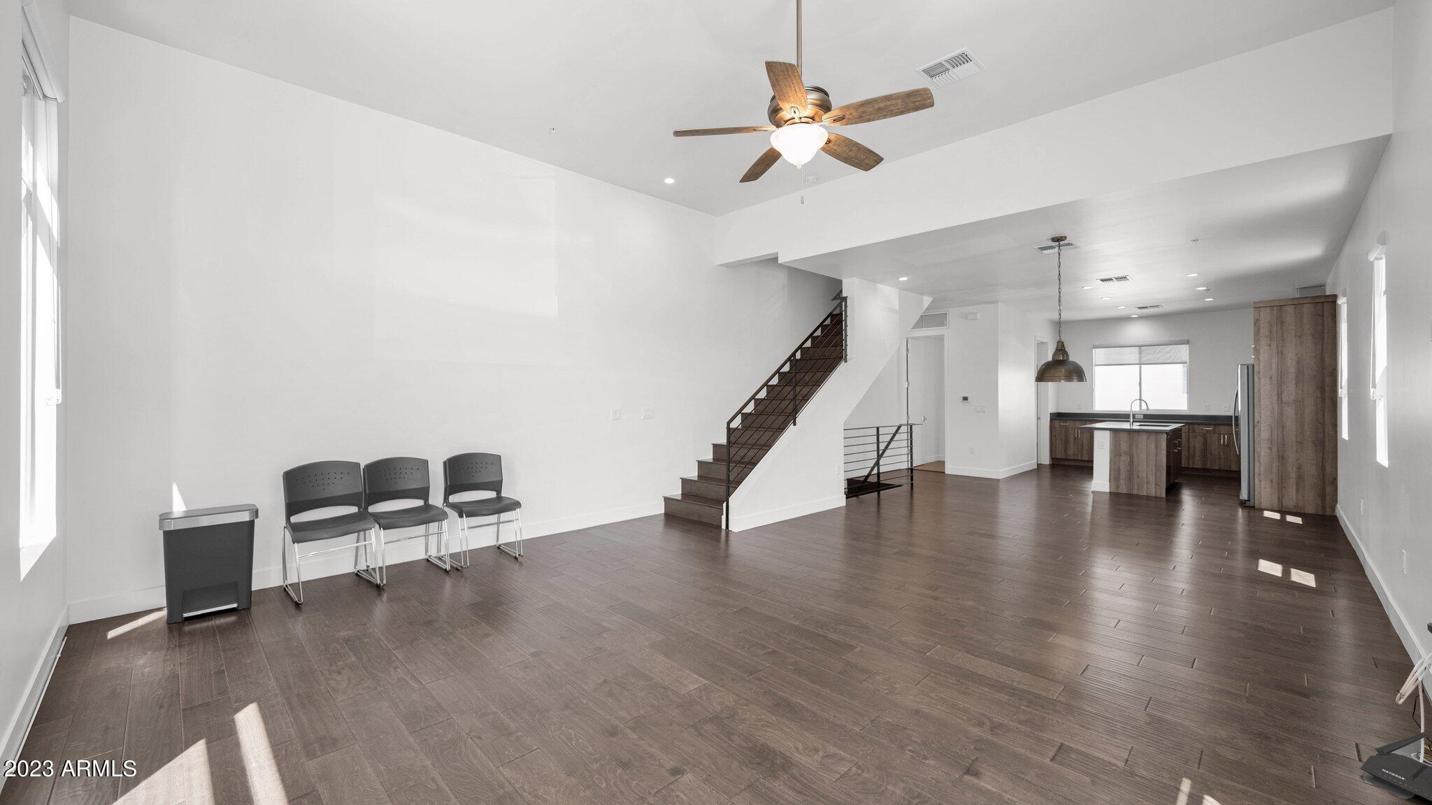 16510 N 92ND Street, 1007