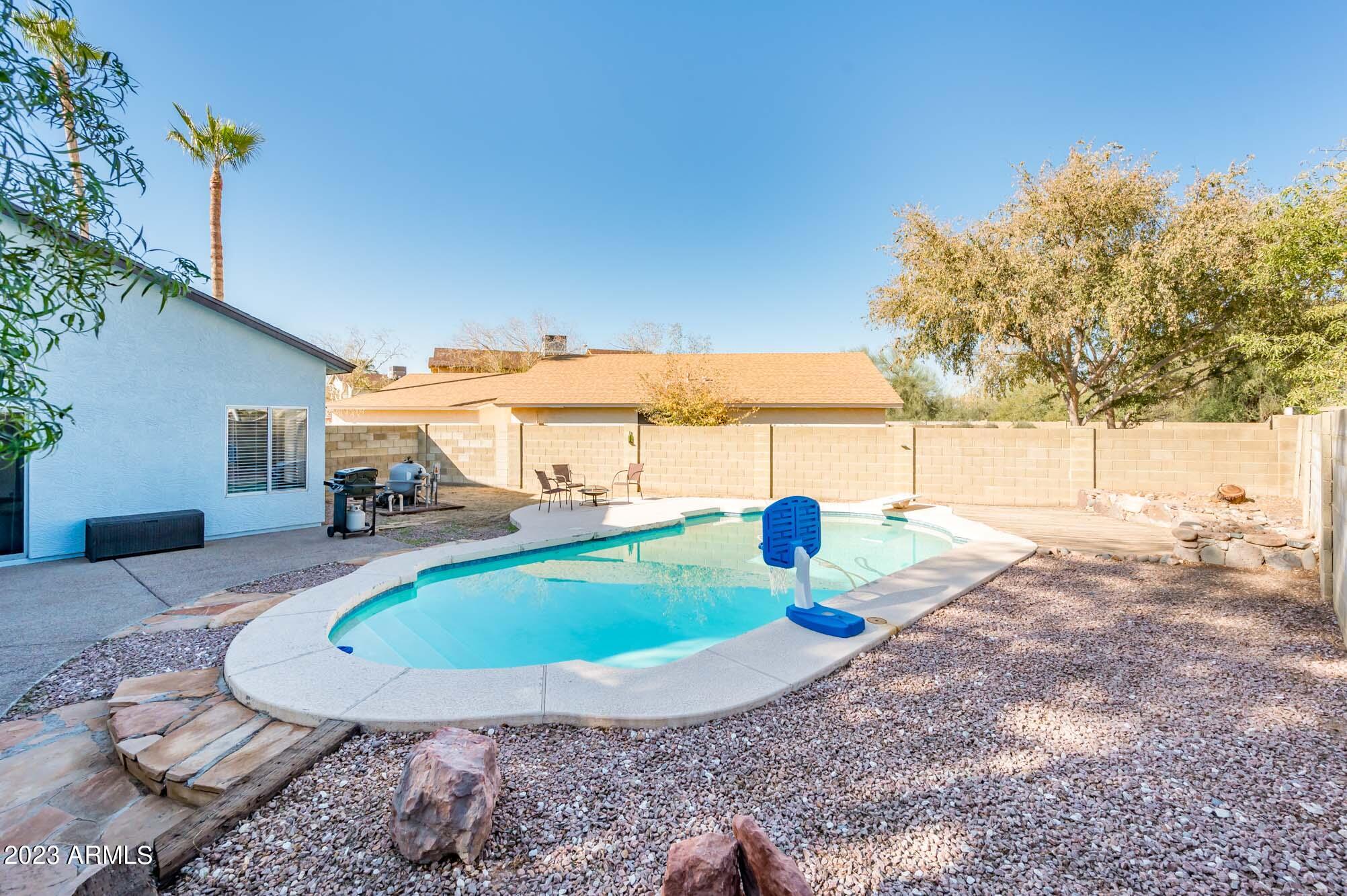20013 N 36th Drive