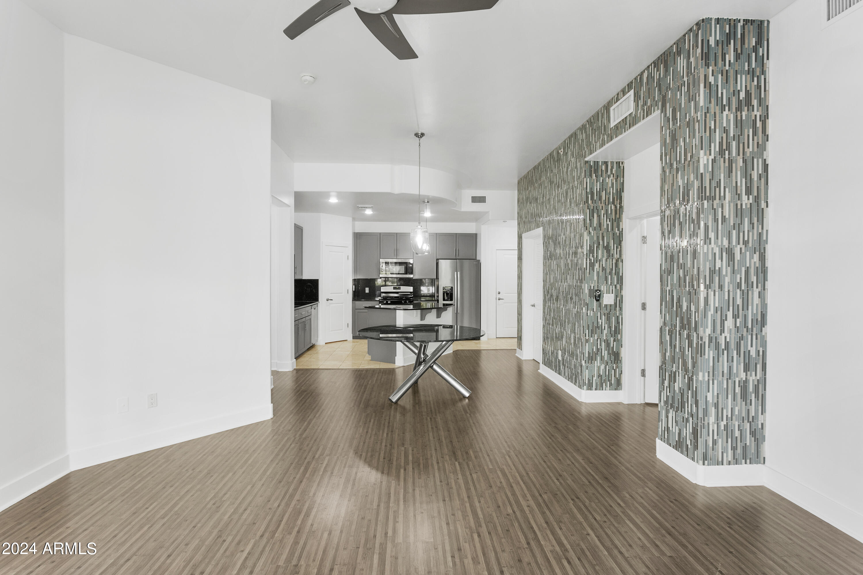 945 E PLAYA DEL NORTE Drive, 1026