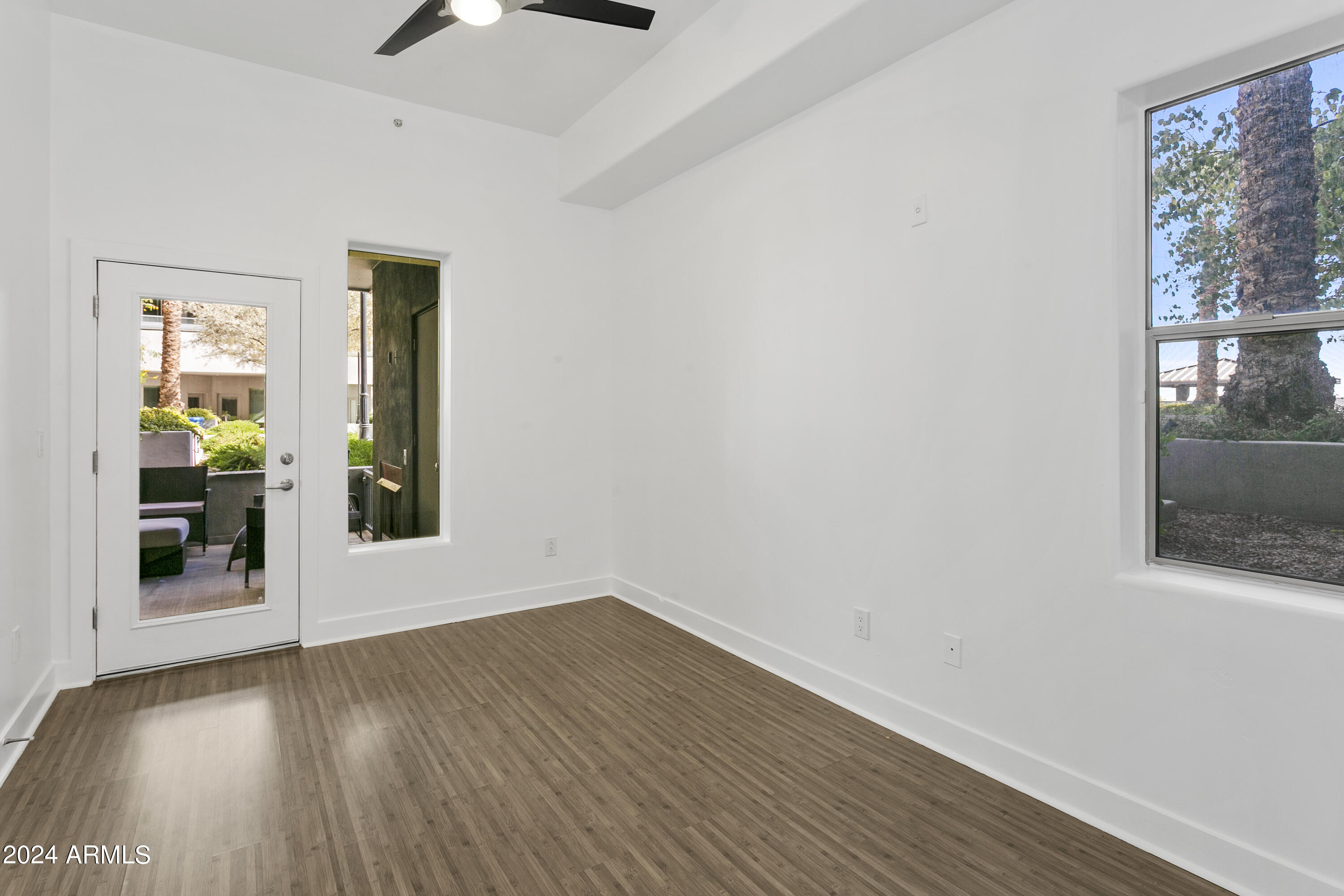 945 E PLAYA DEL NORTE Drive, 1026