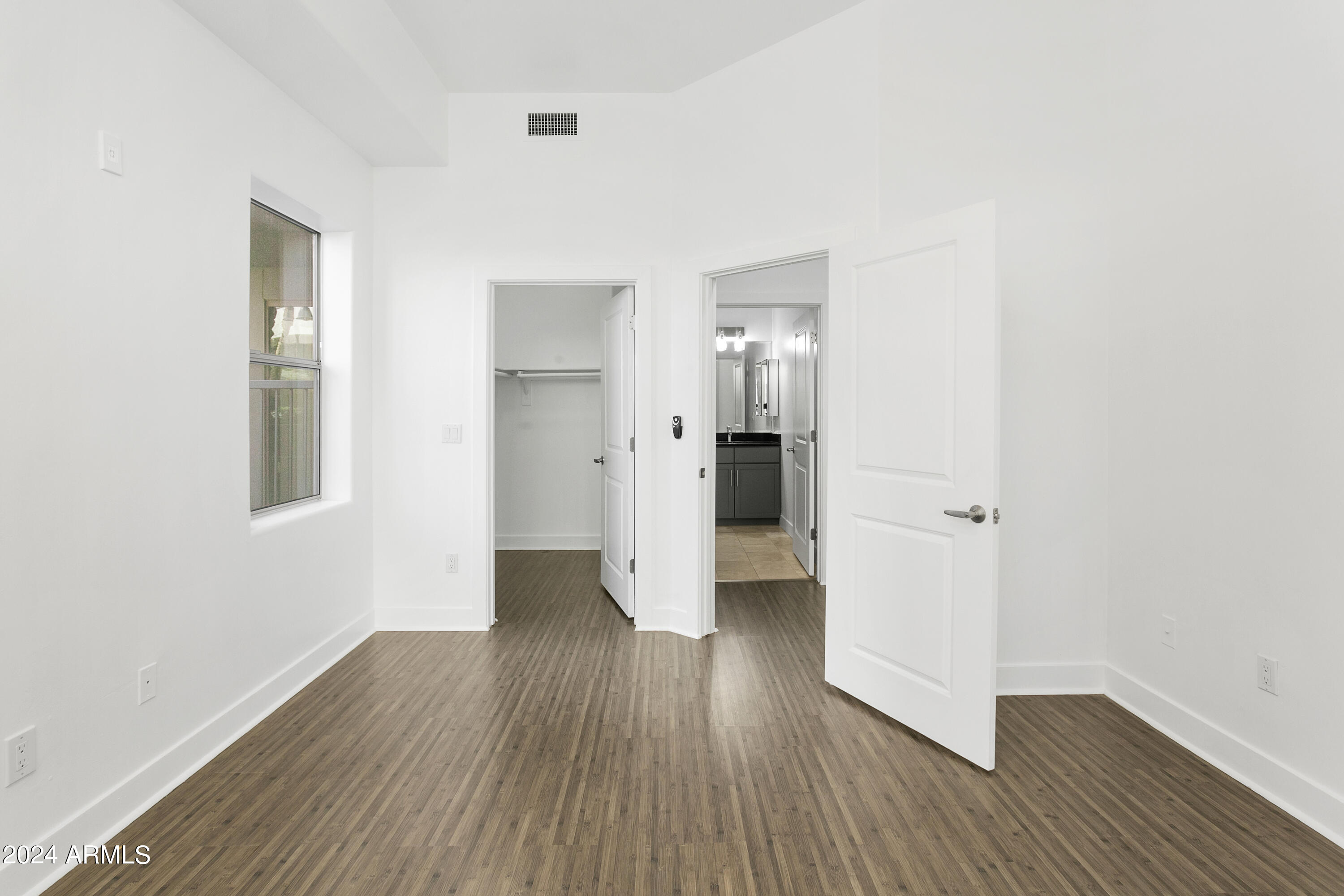 945 E PLAYA DEL NORTE Drive, 1026