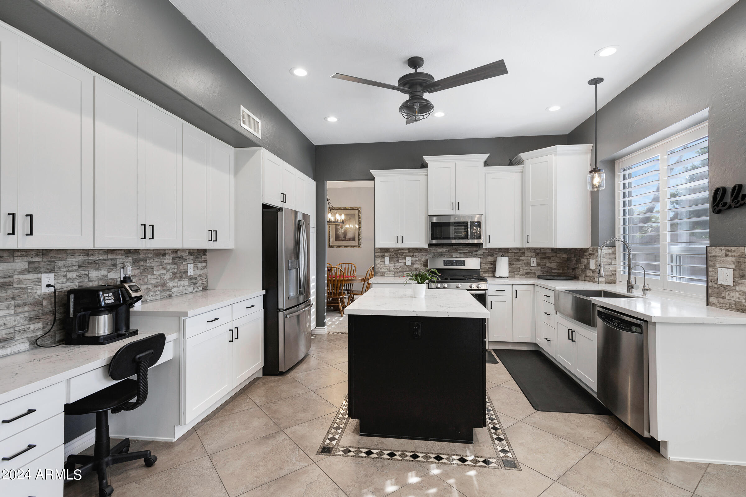 16018 S 7TH Drive