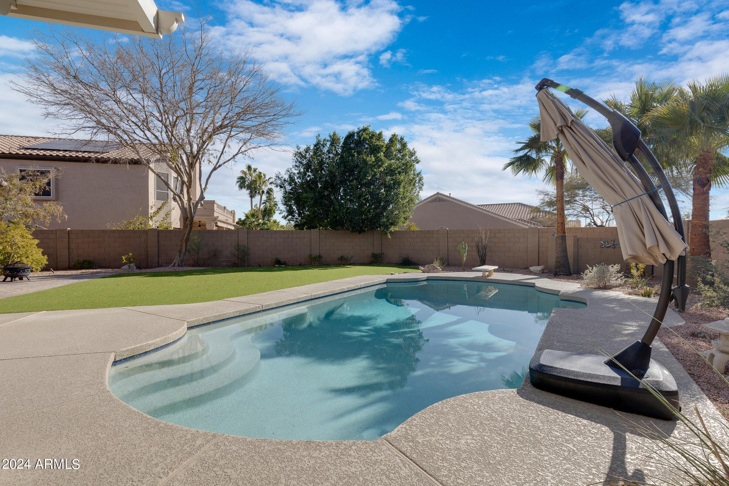 16018 S 7TH Drive