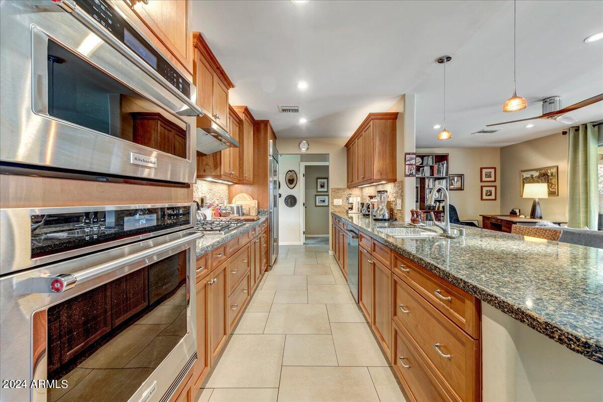 501 E MANHATTON Drive
