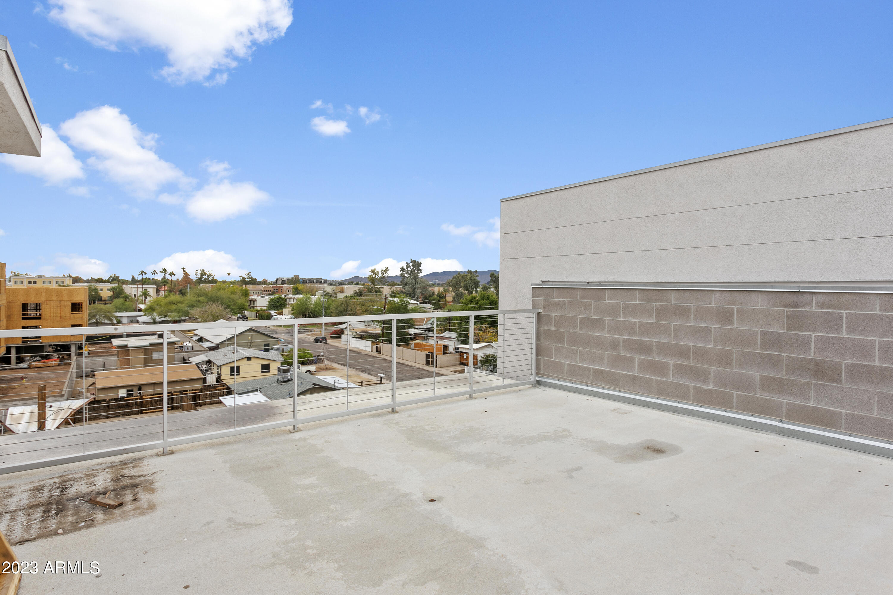 394 S FARMER Avenue