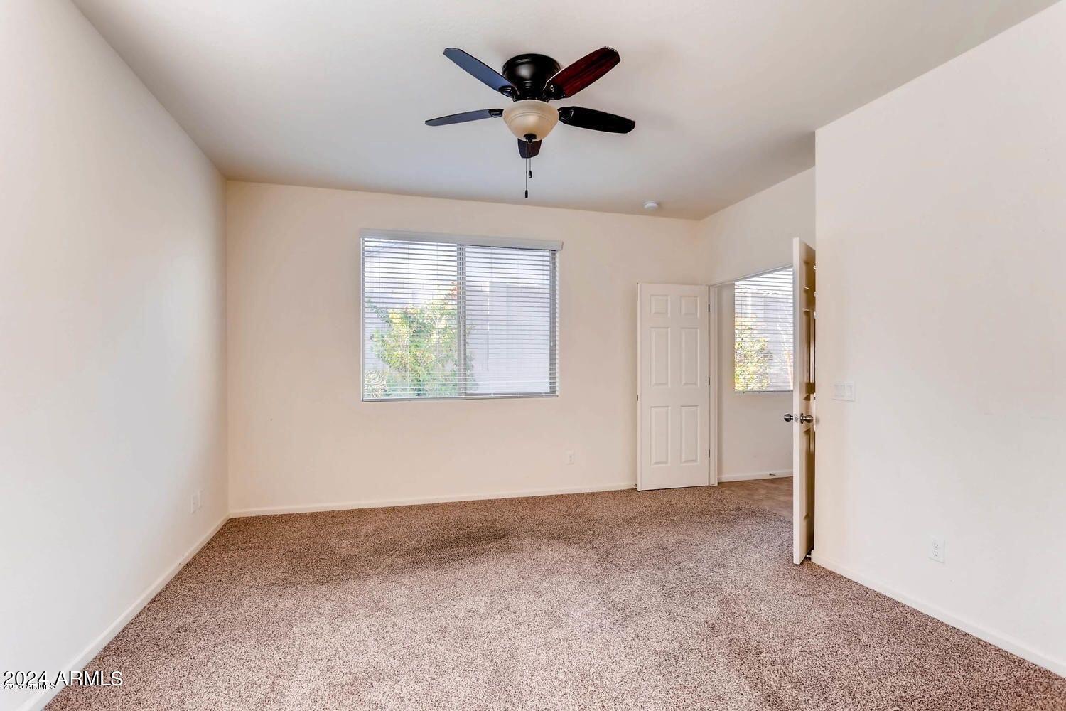 1740 W COTTONWOOD Lane