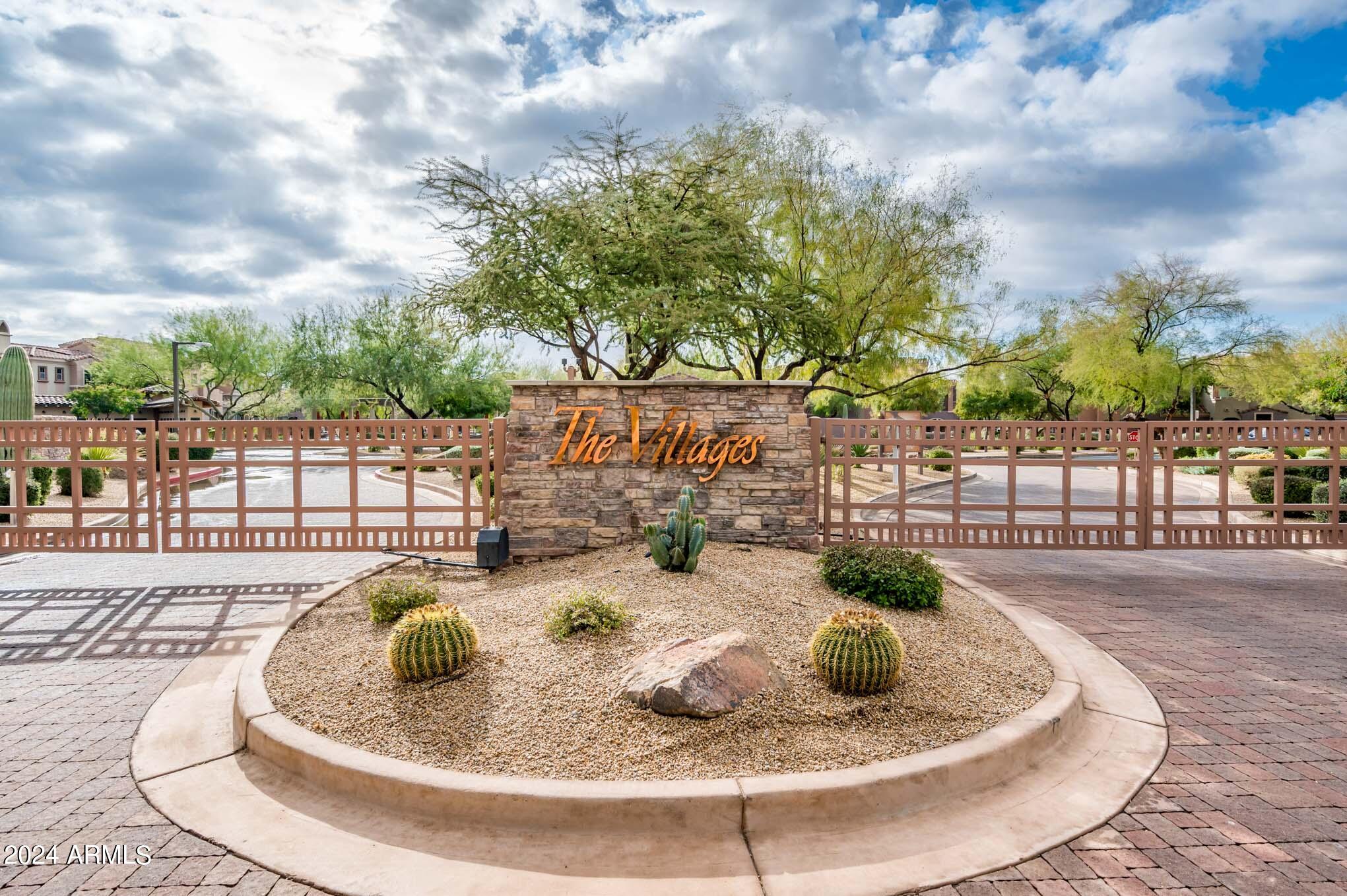 3935 E ROUGH RIDER Road 1007