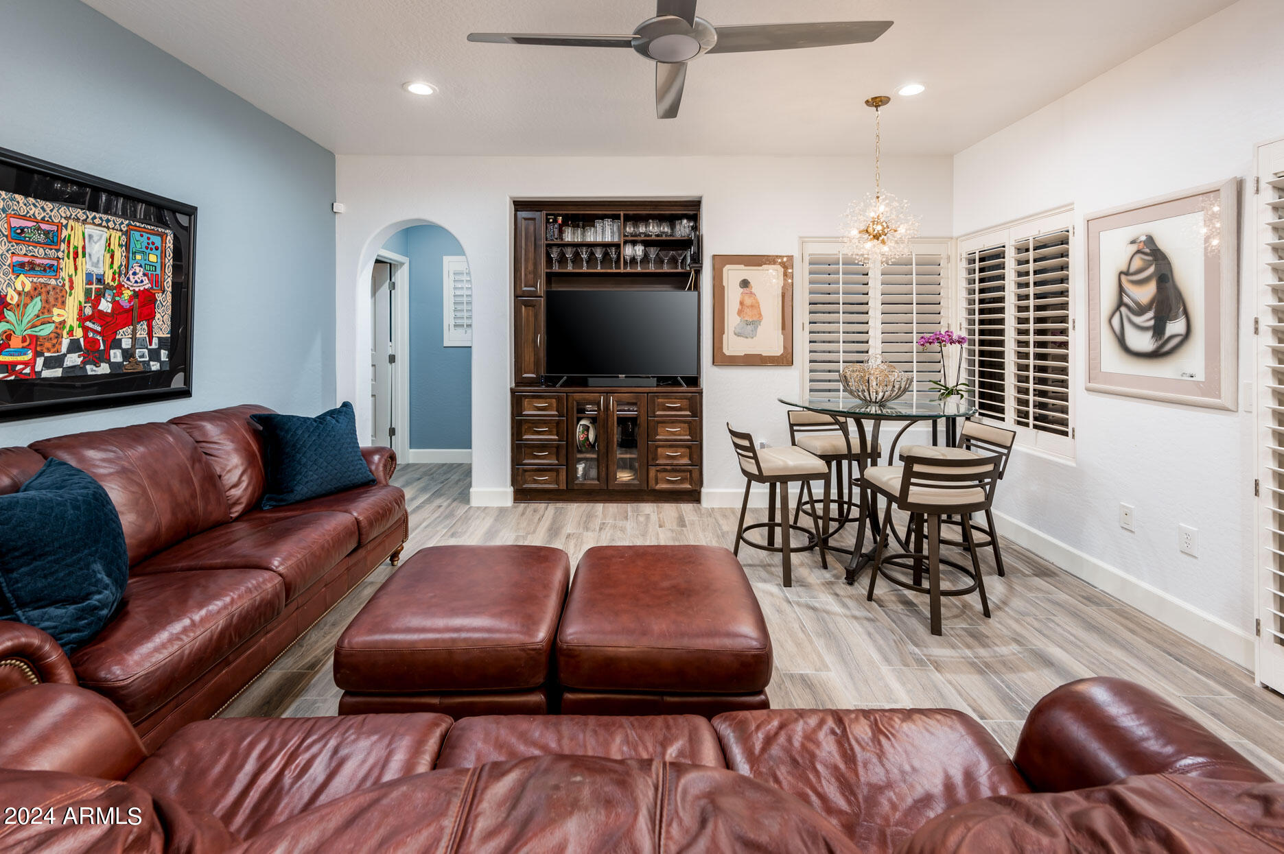 3935 E ROUGH RIDER Road 1007