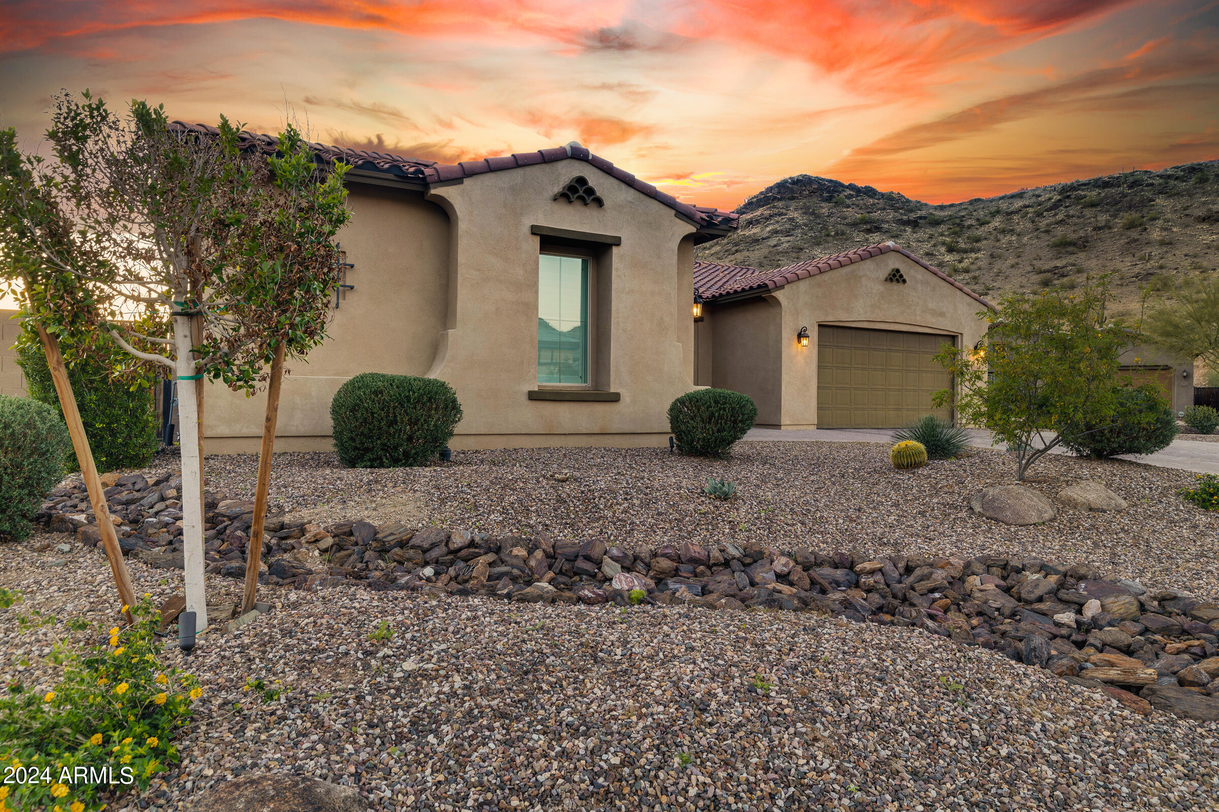 15914 S 34TH Drive