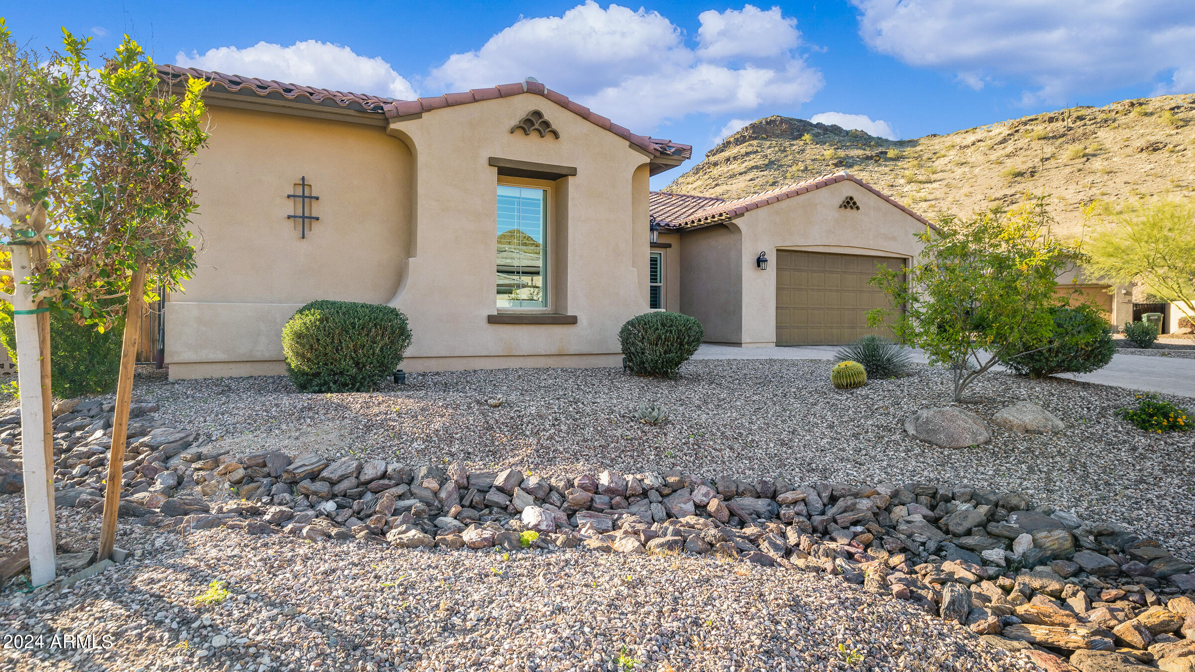 15914 S 34TH Drive