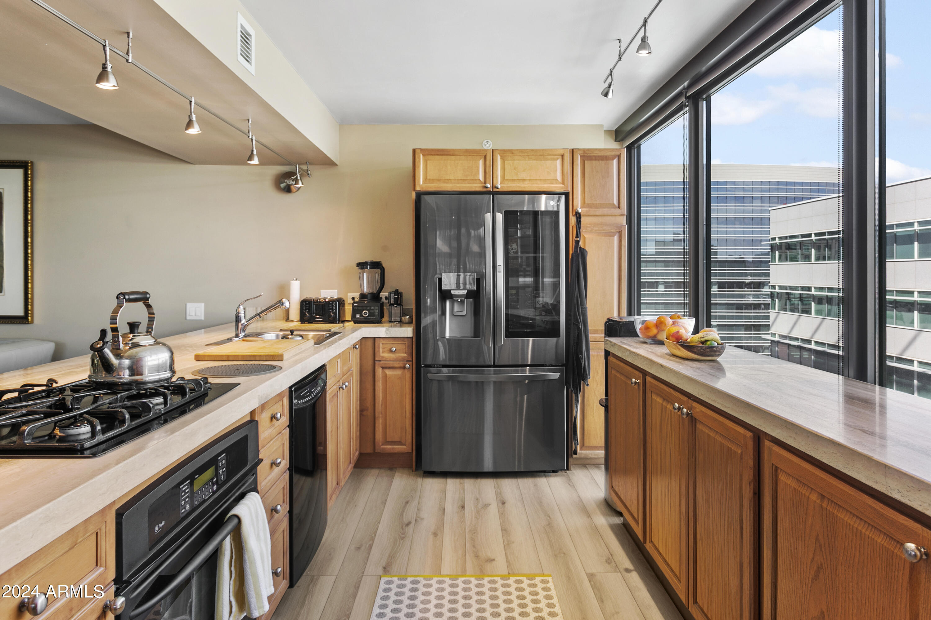 4808 N 24TH Street, 1021