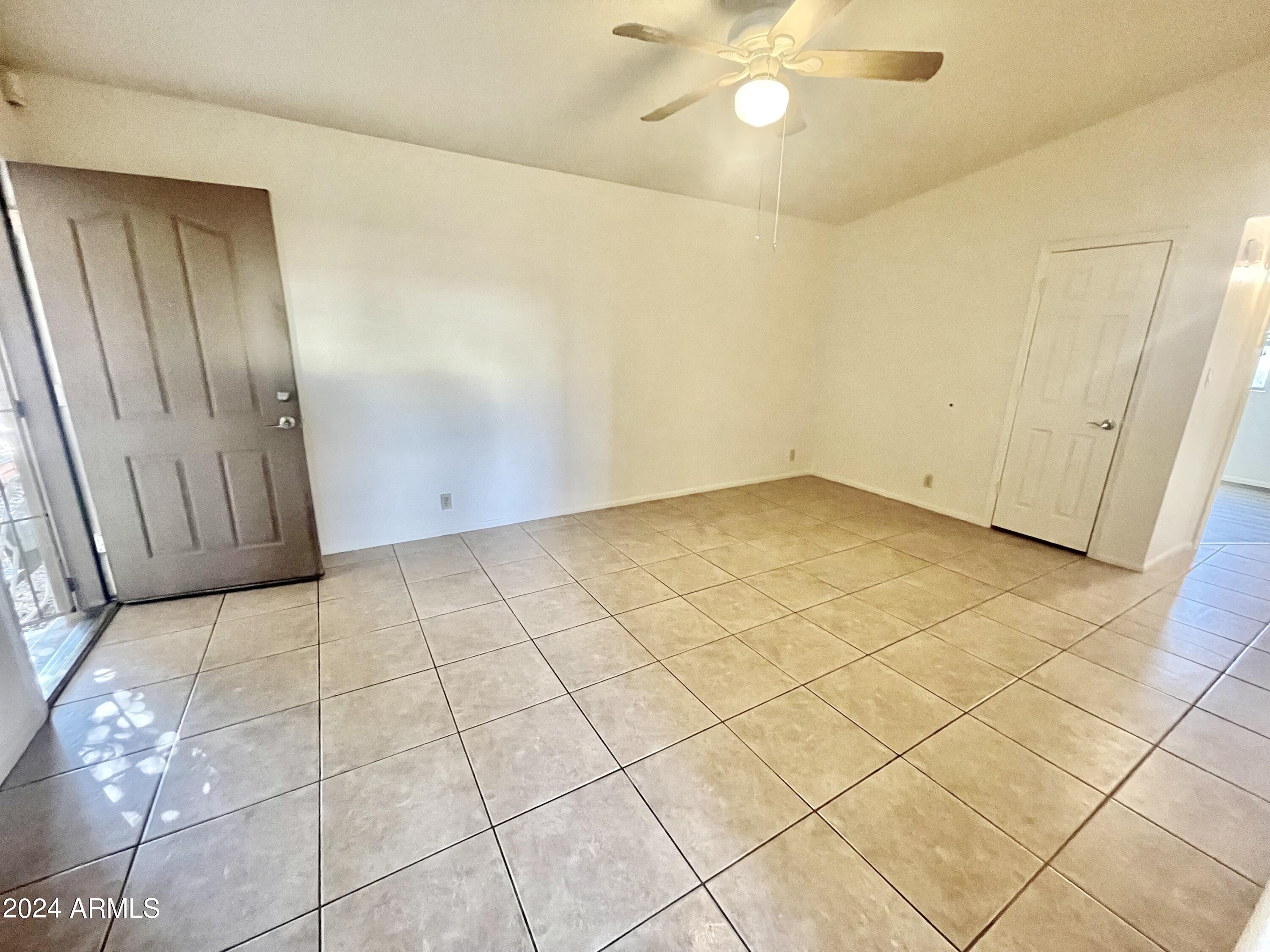 18243 N 40TH Place, 3