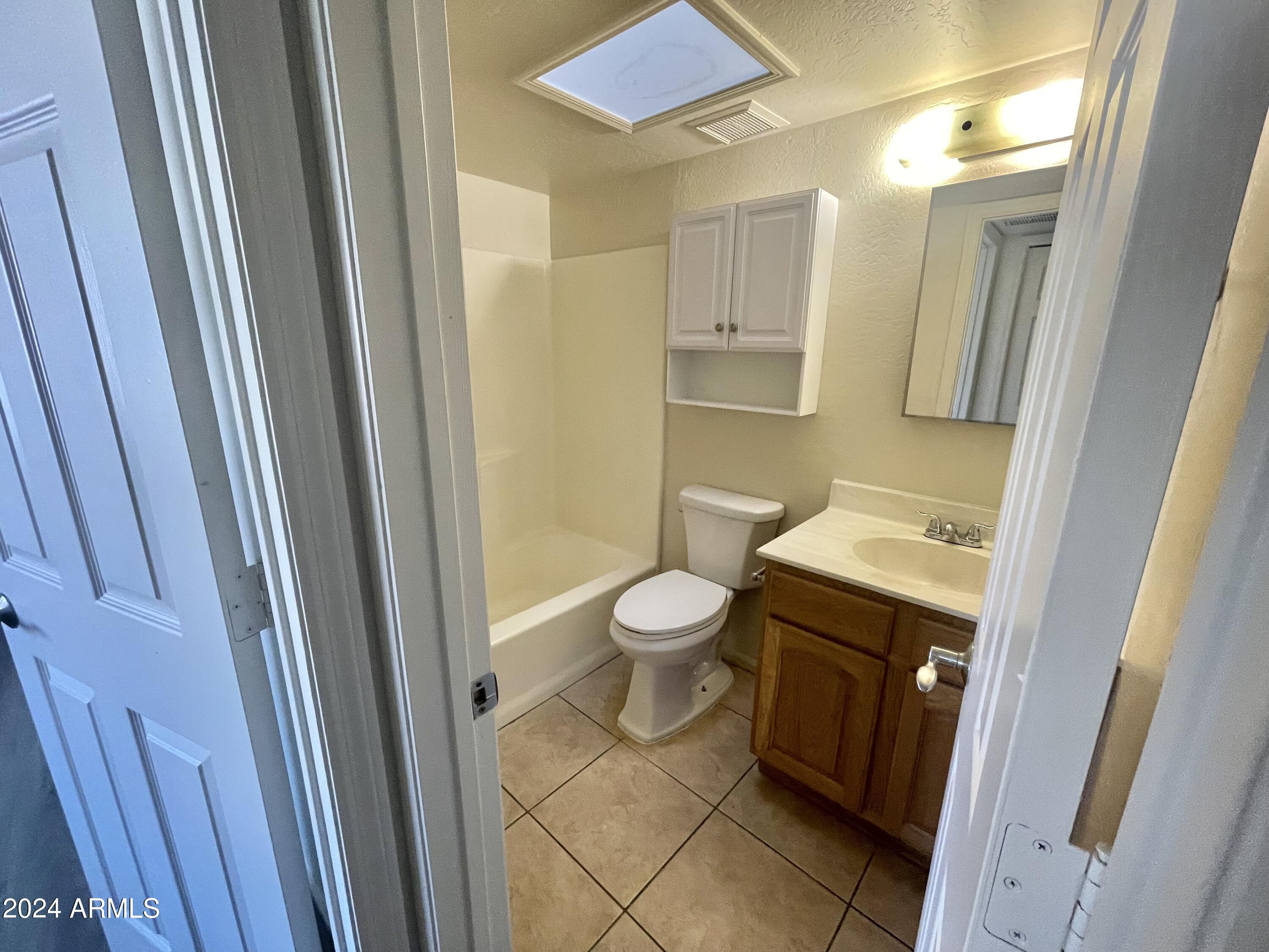 18243 N 40TH Place, 3