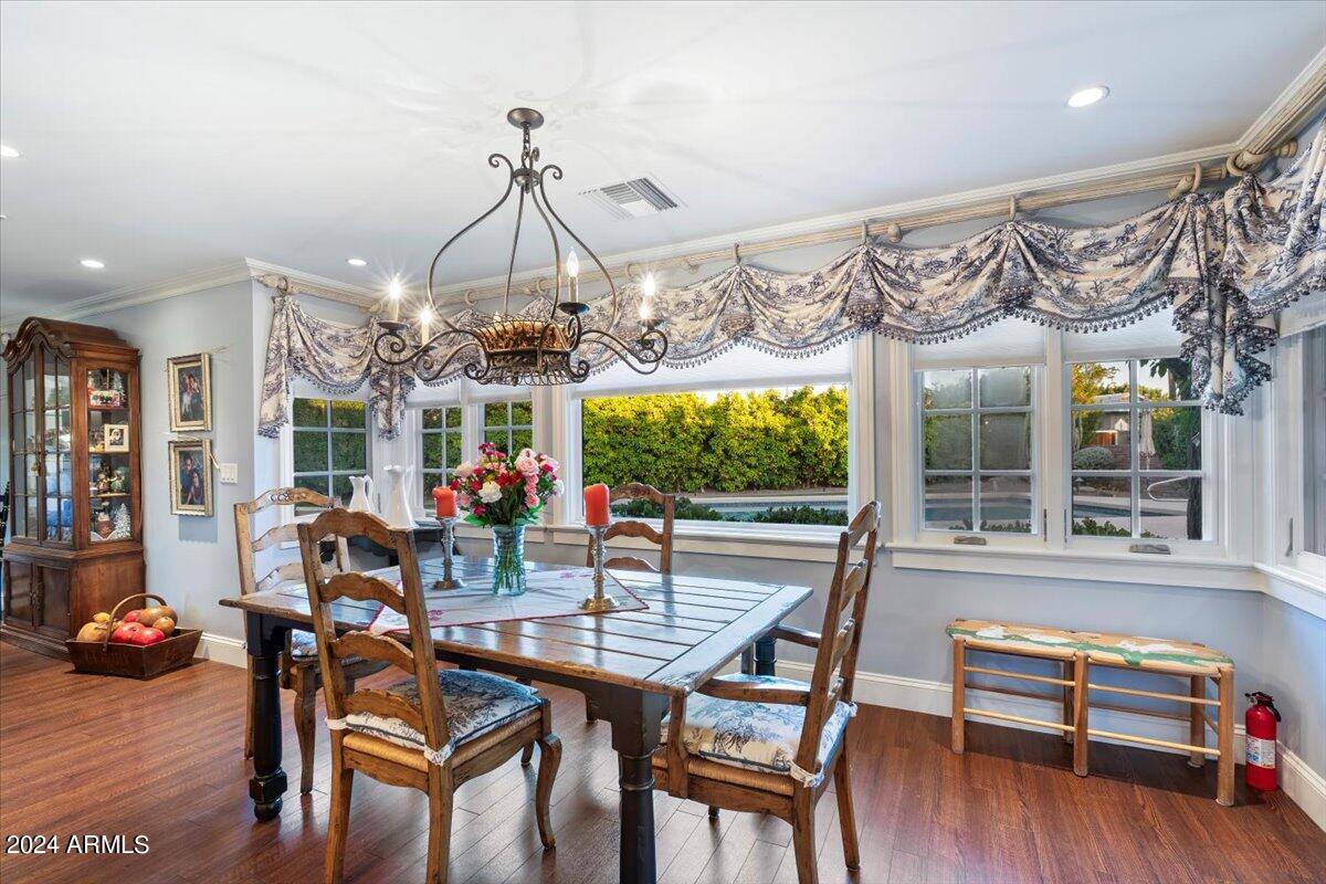 301 W MCLELLAN Boulevard