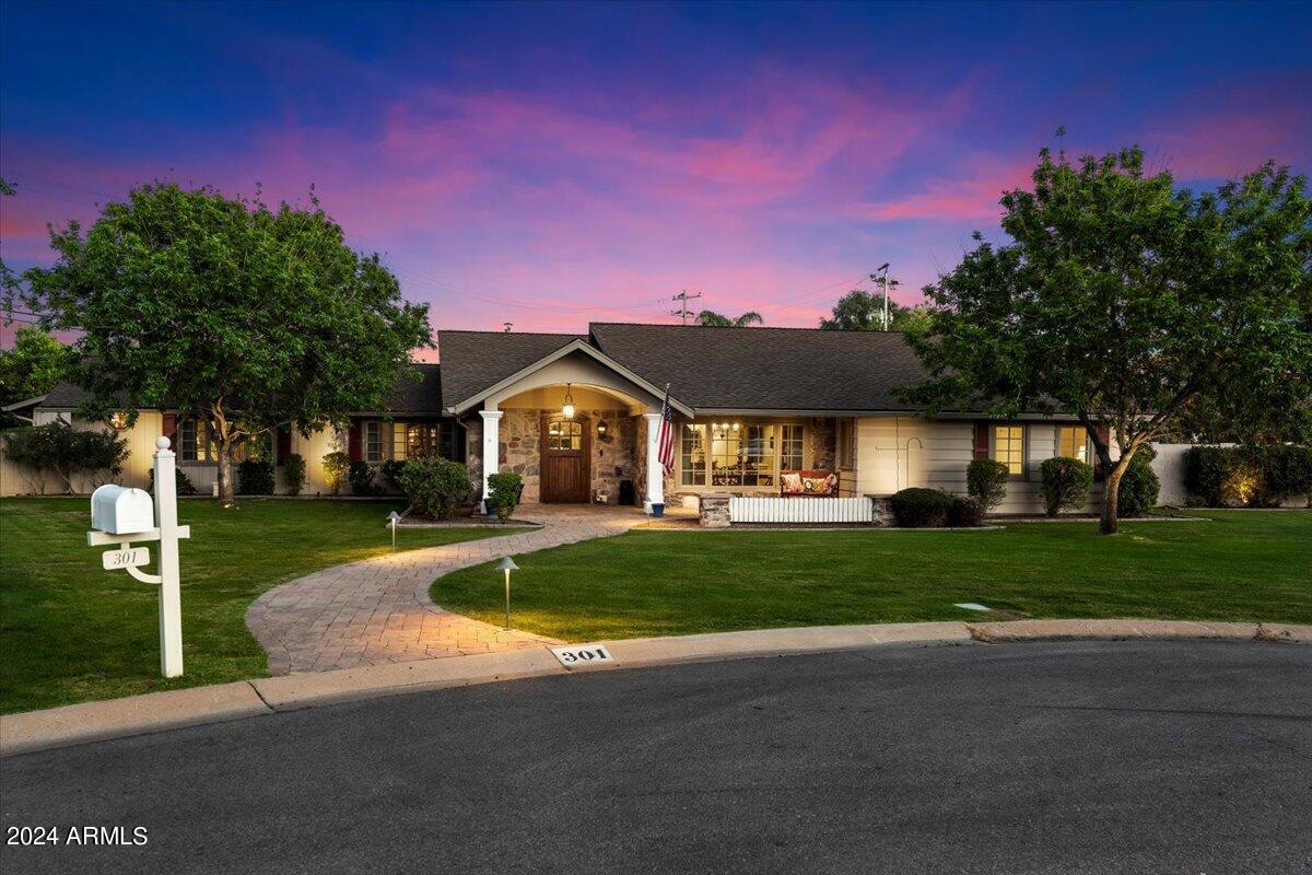 301 W MCLELLAN Boulevard