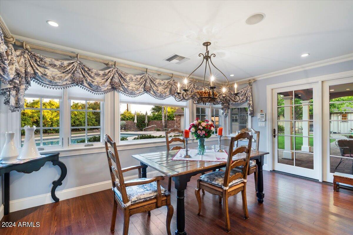 301 W MCLELLAN Boulevard