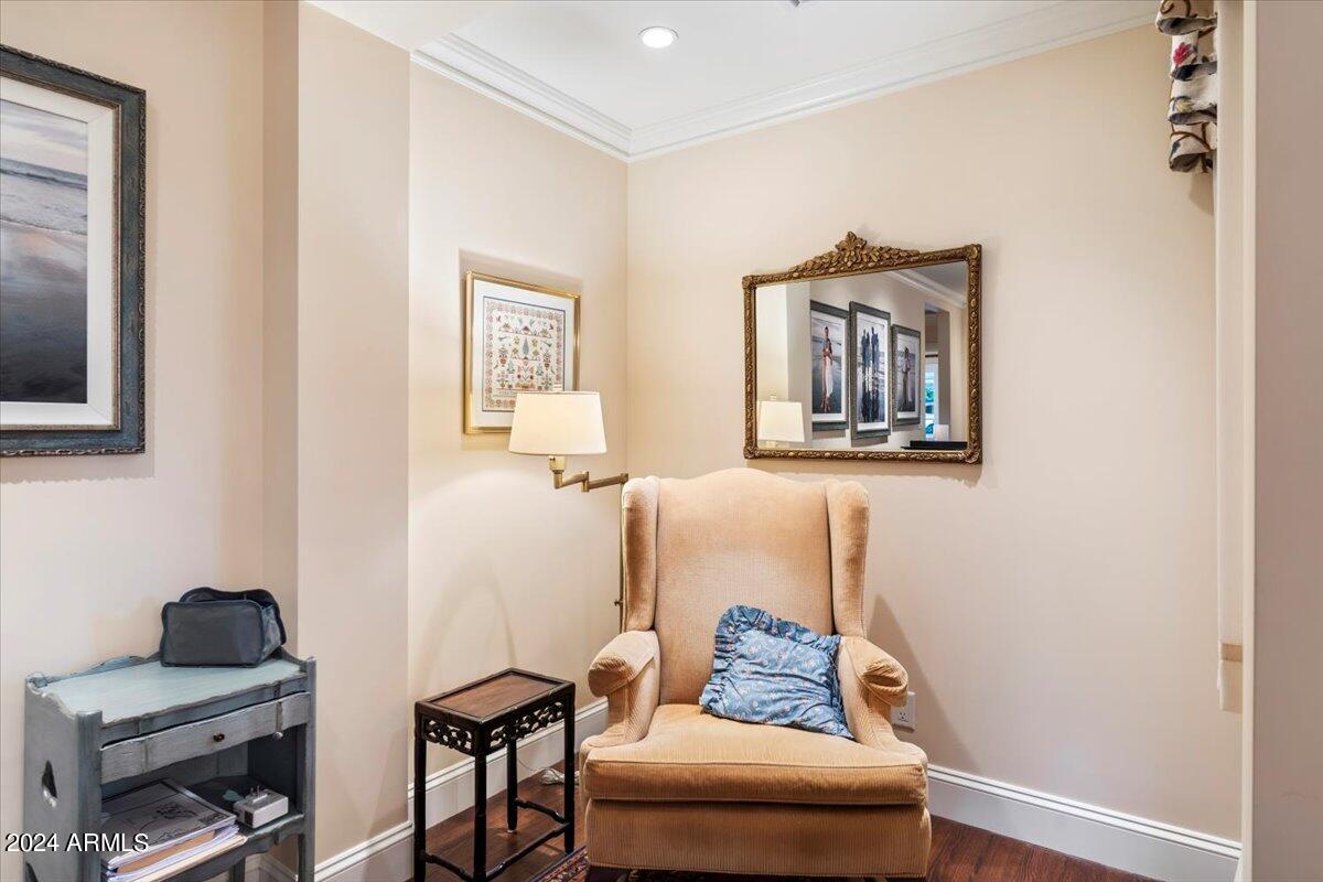 301 W MCLELLAN Boulevard