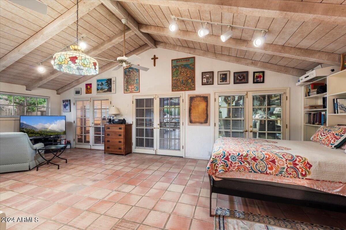 301 W MCLELLAN Boulevard