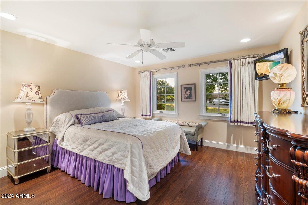 301 W MCLELLAN Boulevard