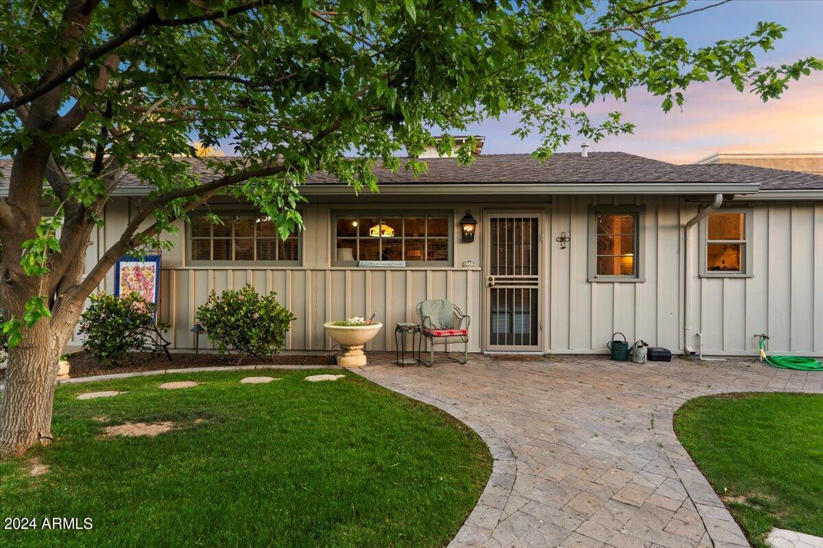 301 W MCLELLAN Boulevard