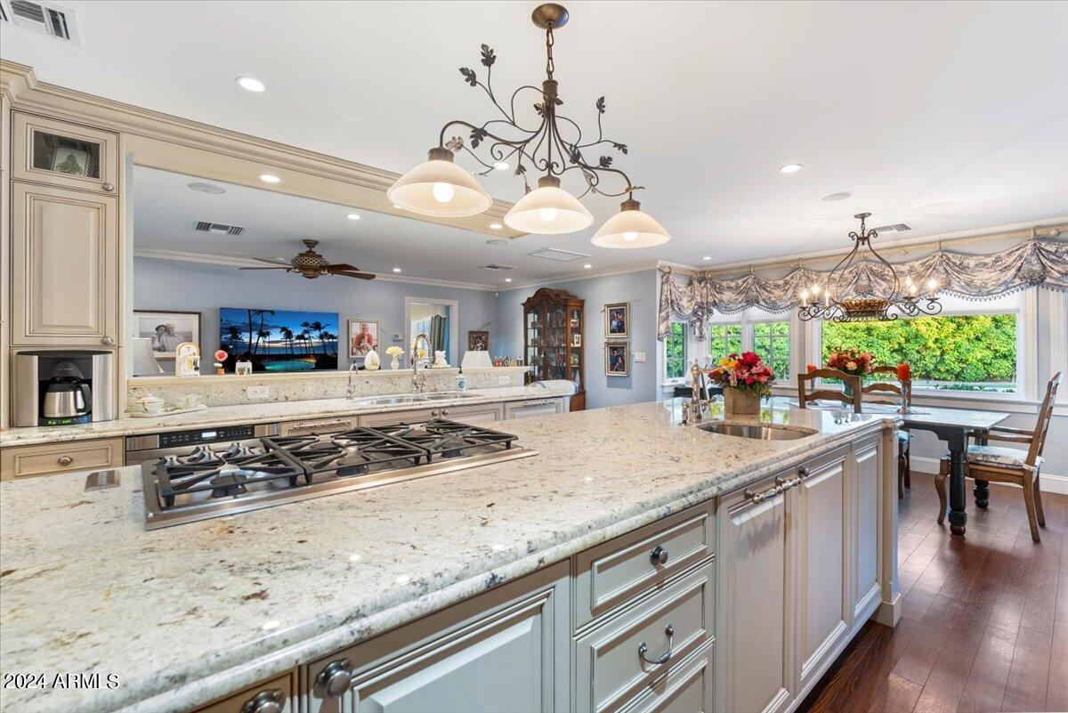 301 W MCLELLAN Boulevard