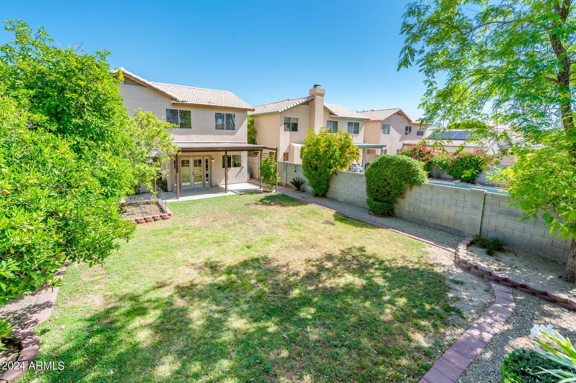 143 W HELENA Drive