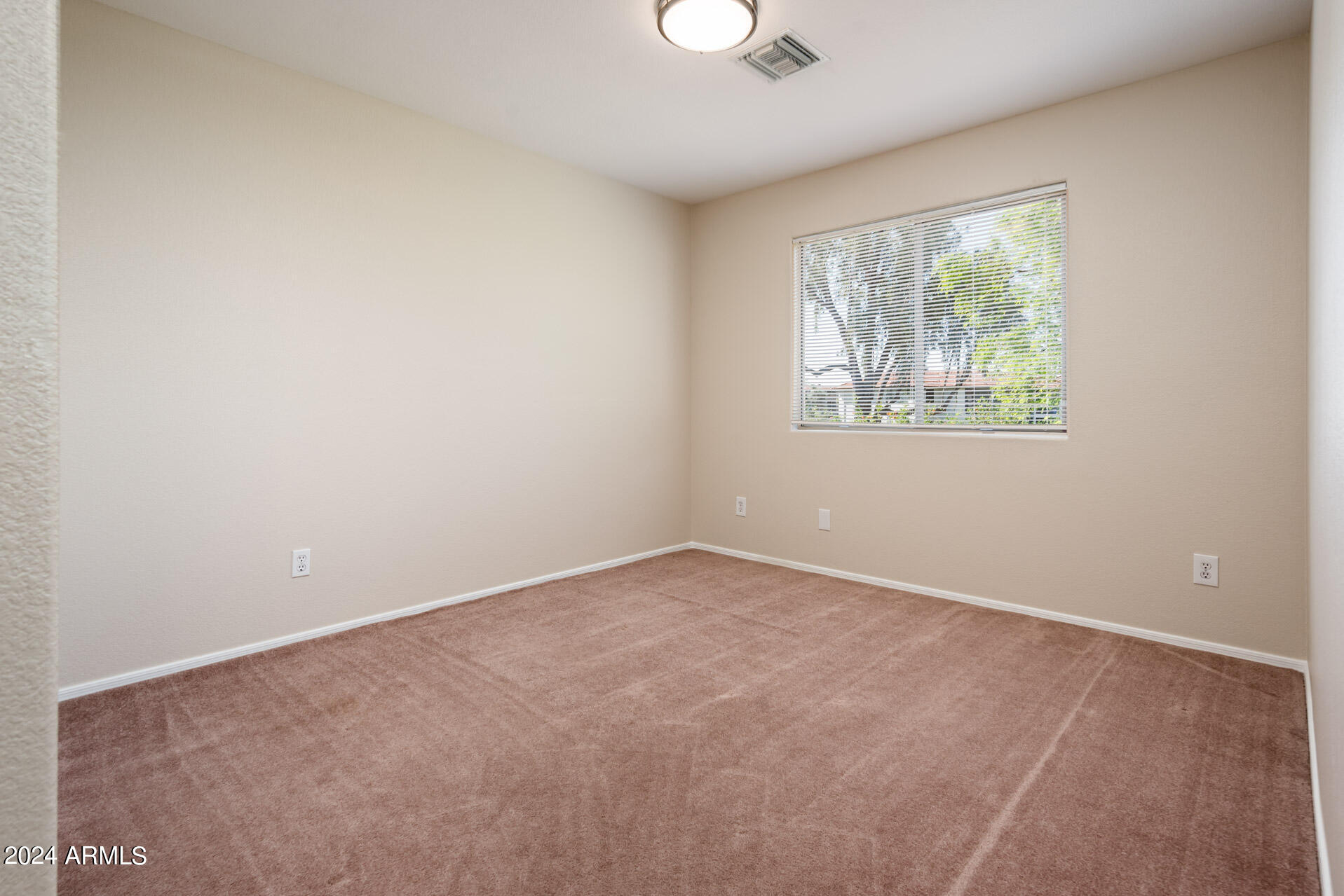 143 W HELENA Drive