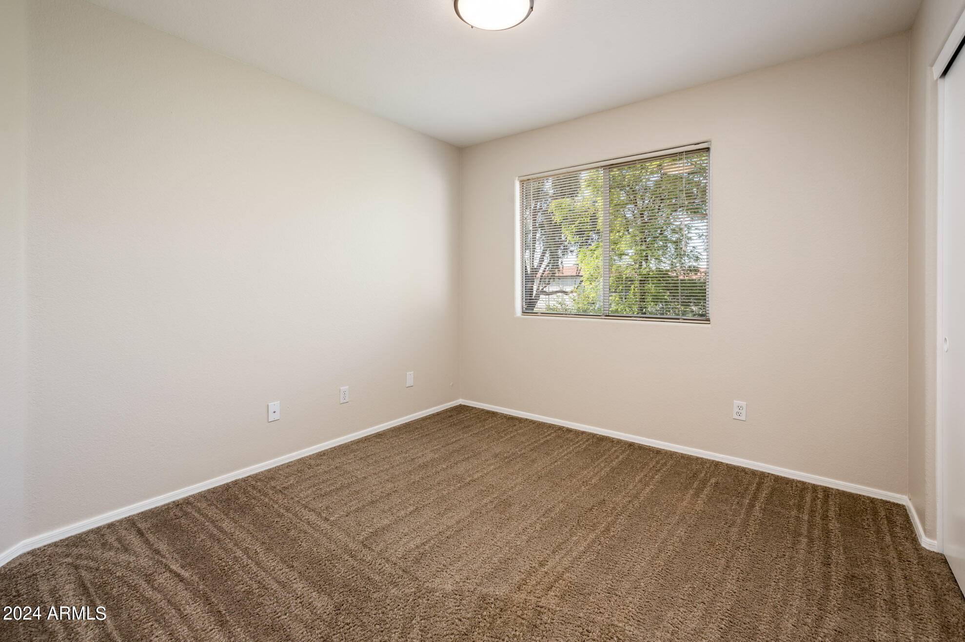 143 W HELENA Drive