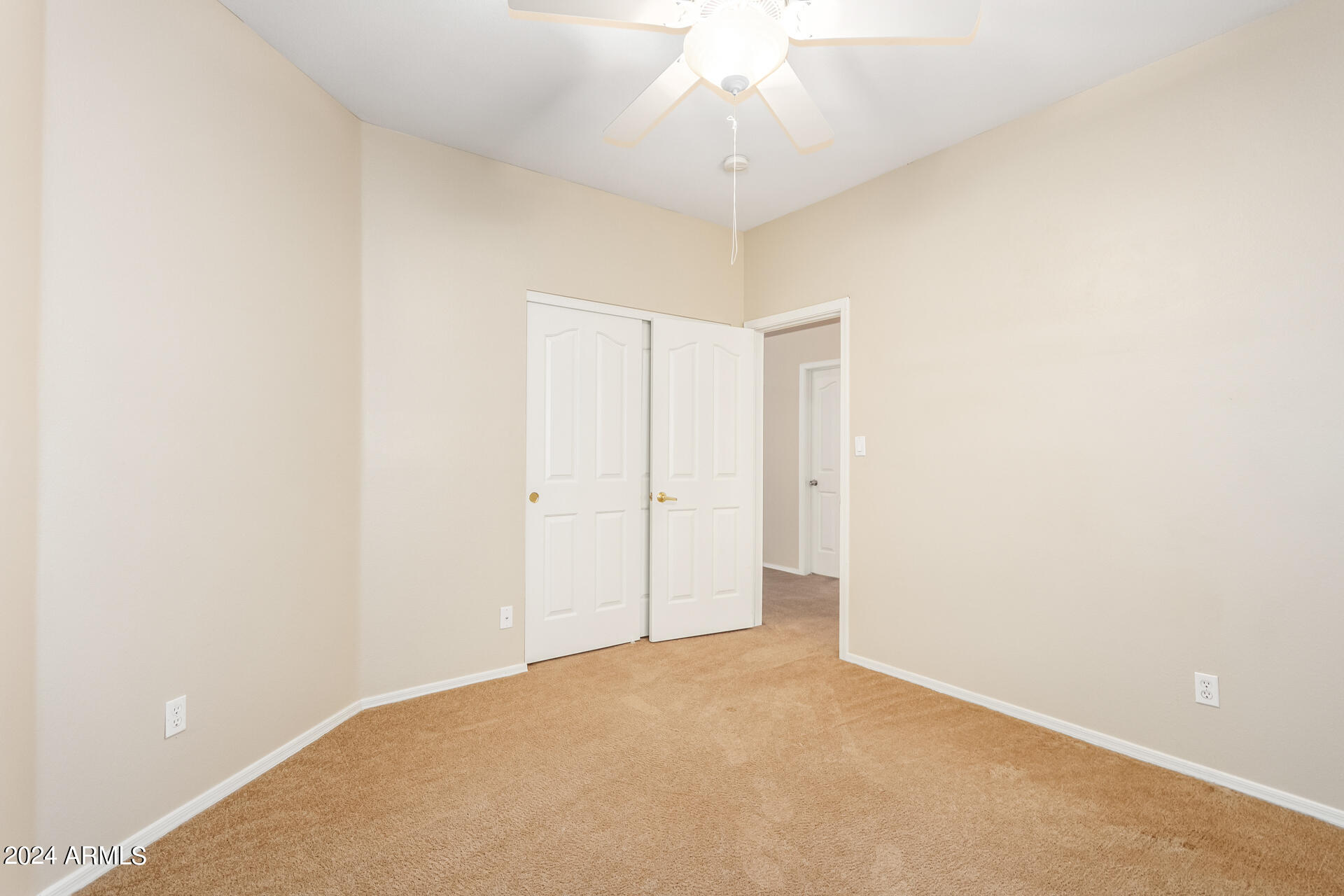 732 E HIDDENVIEW Drive