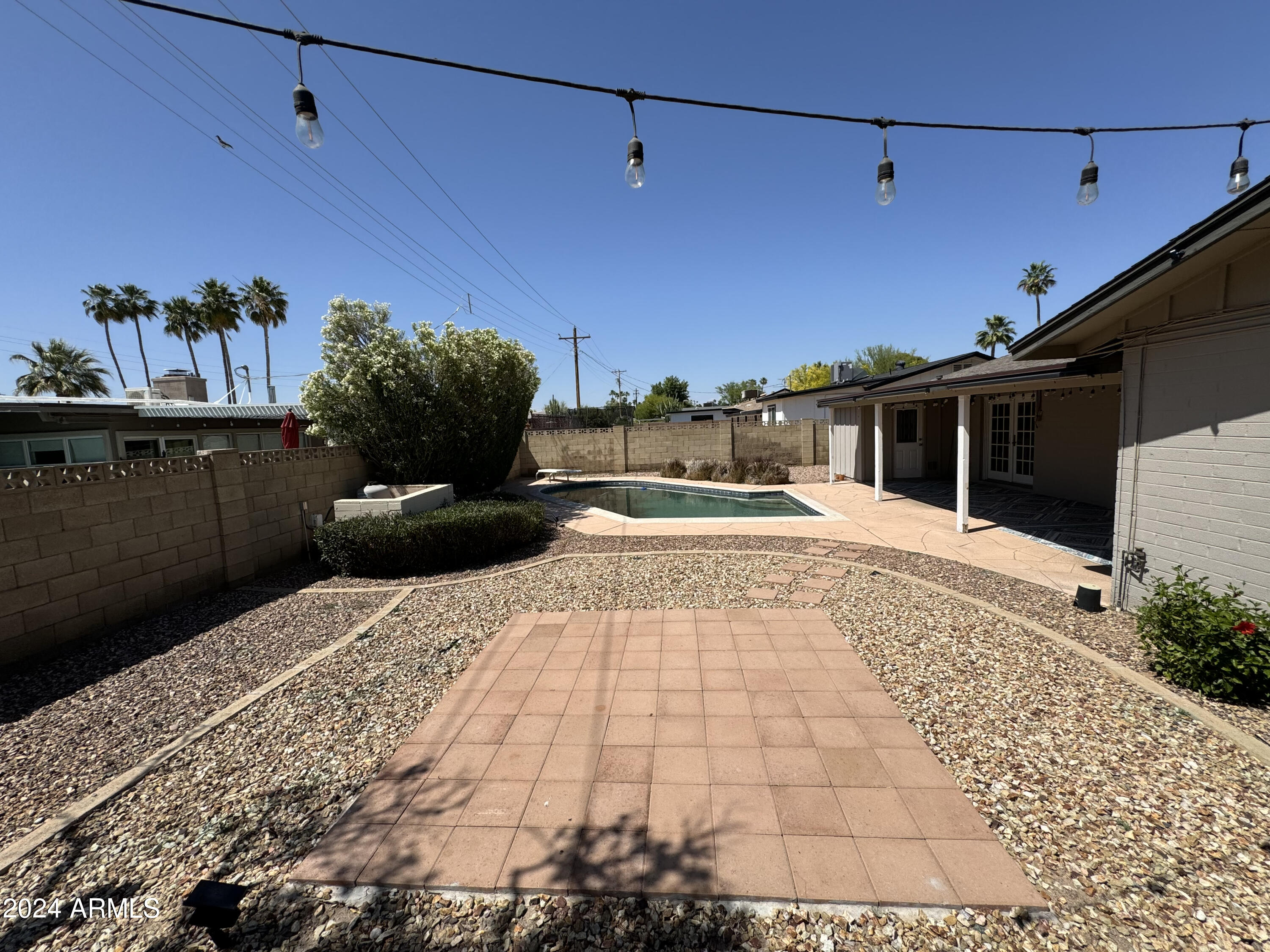 5402 N 82ND Street