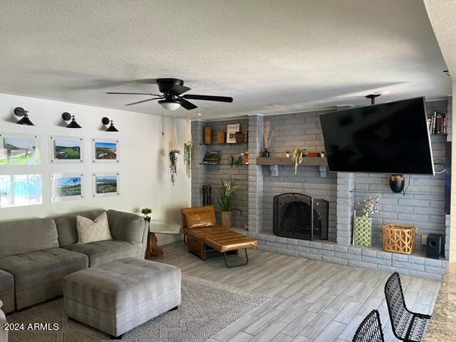 6313 E EVANS Drive