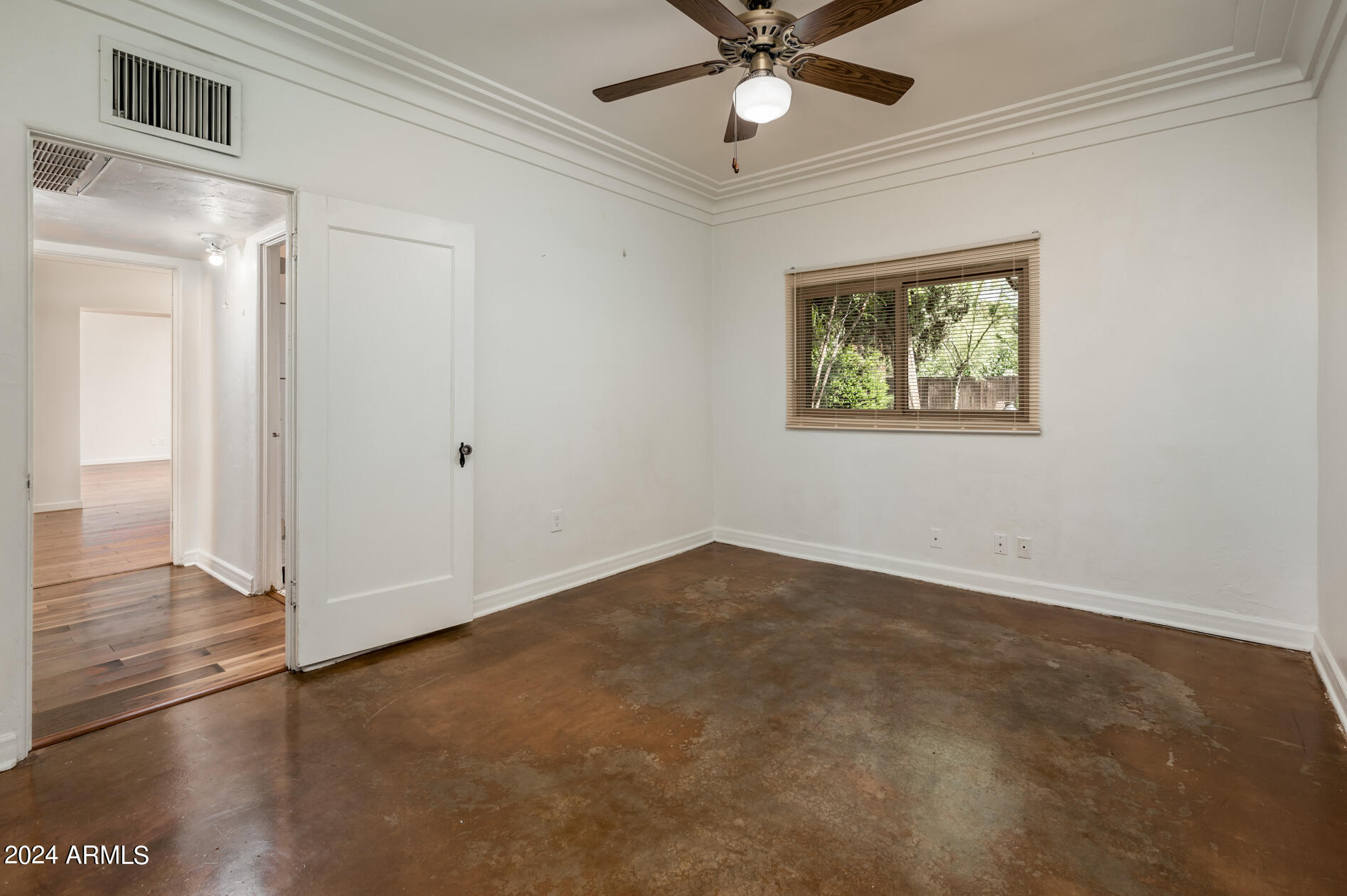 40 W MEDLOCK Drive