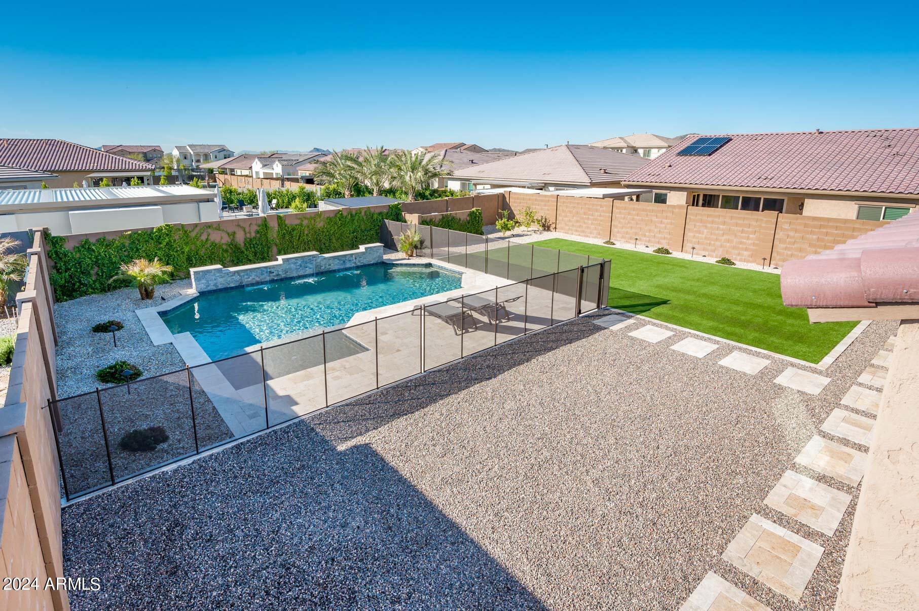 3417 E DALEY Lane