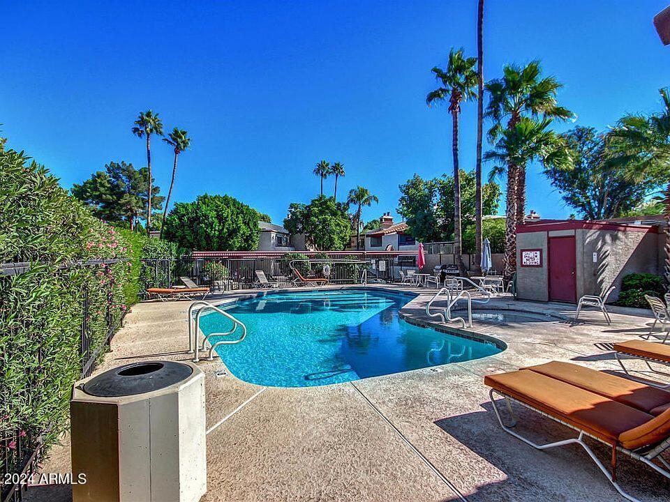2935 N 68TH Street, 215