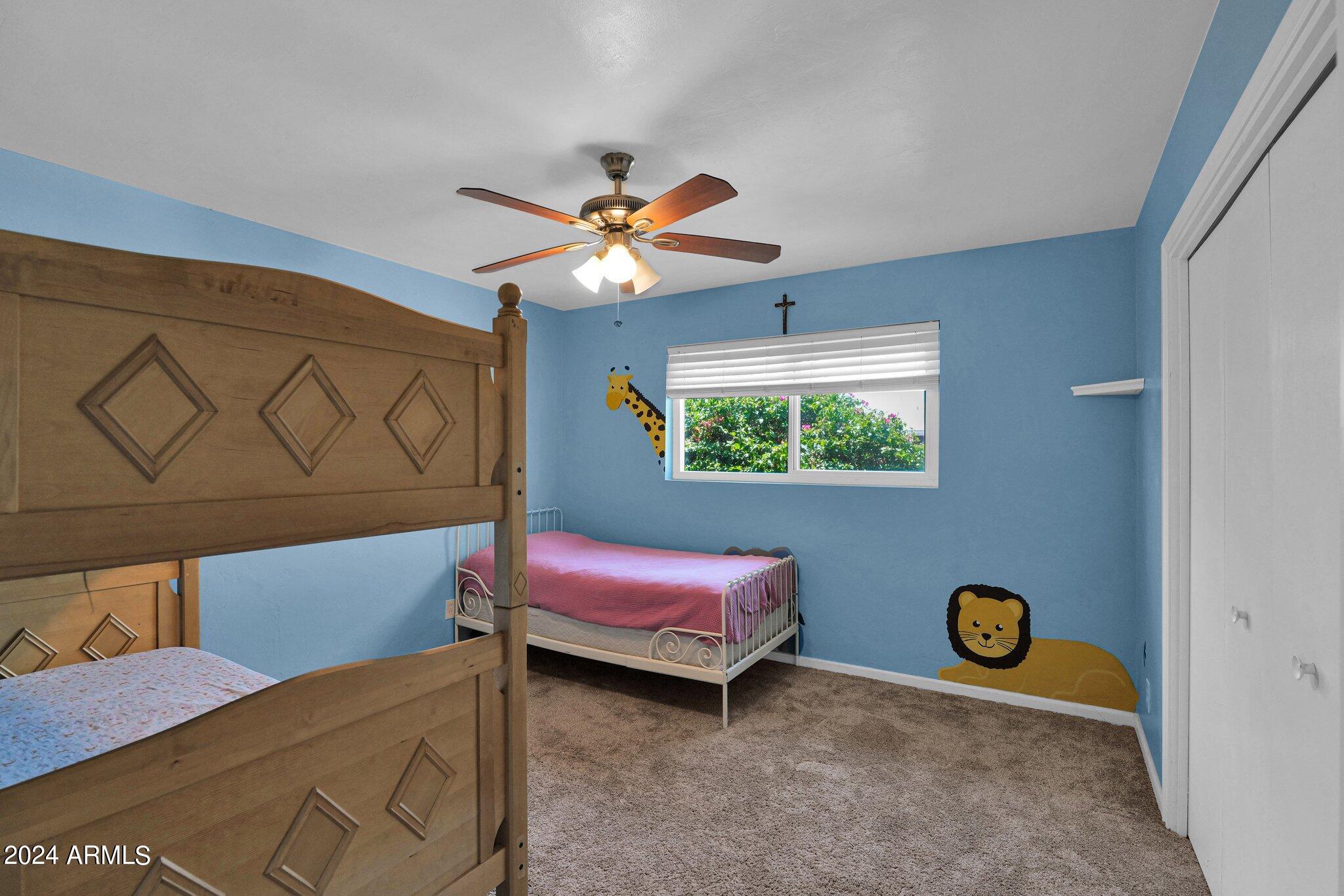 1512 W 5TH Street