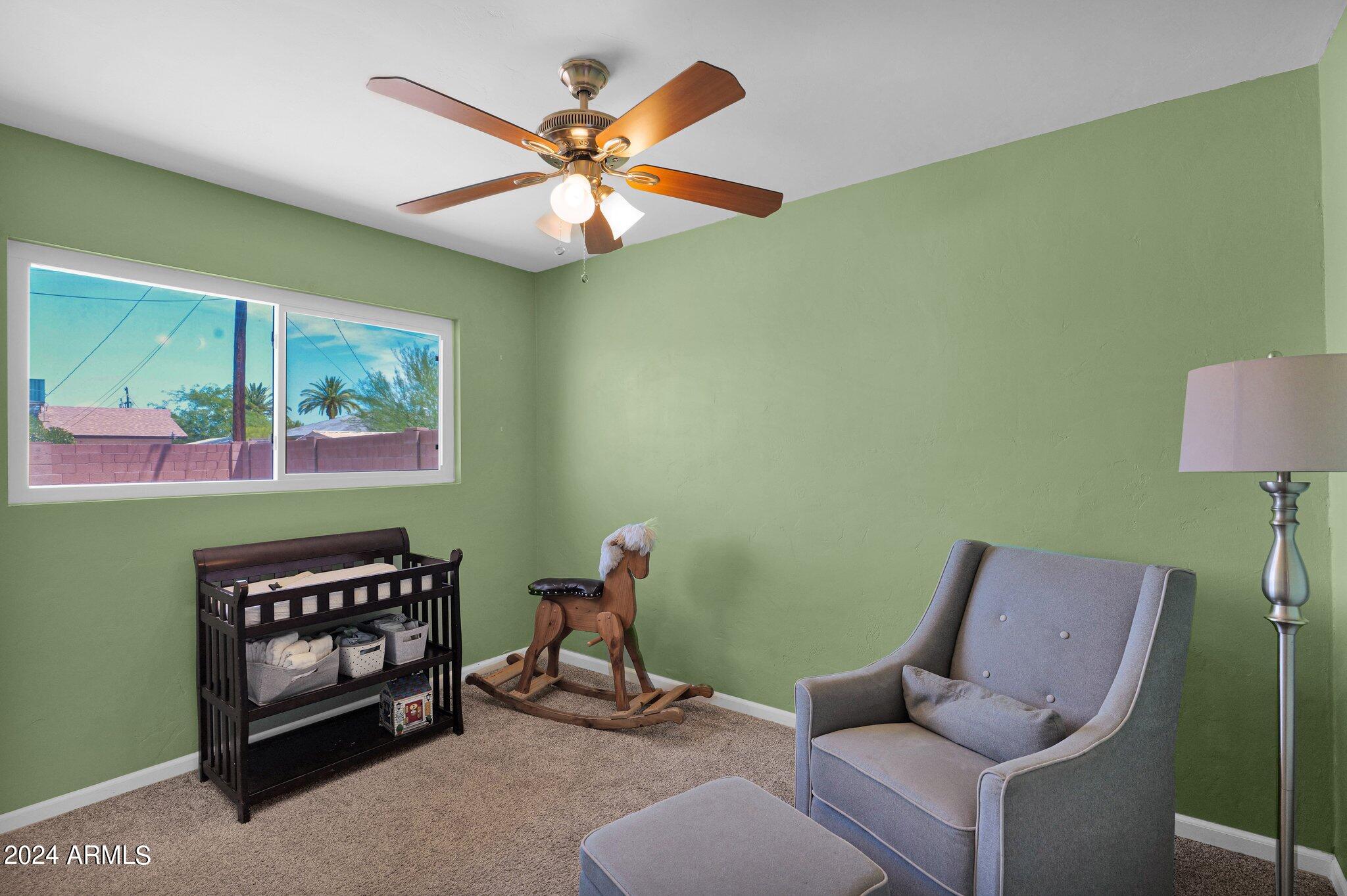 1512 W 5TH Street
