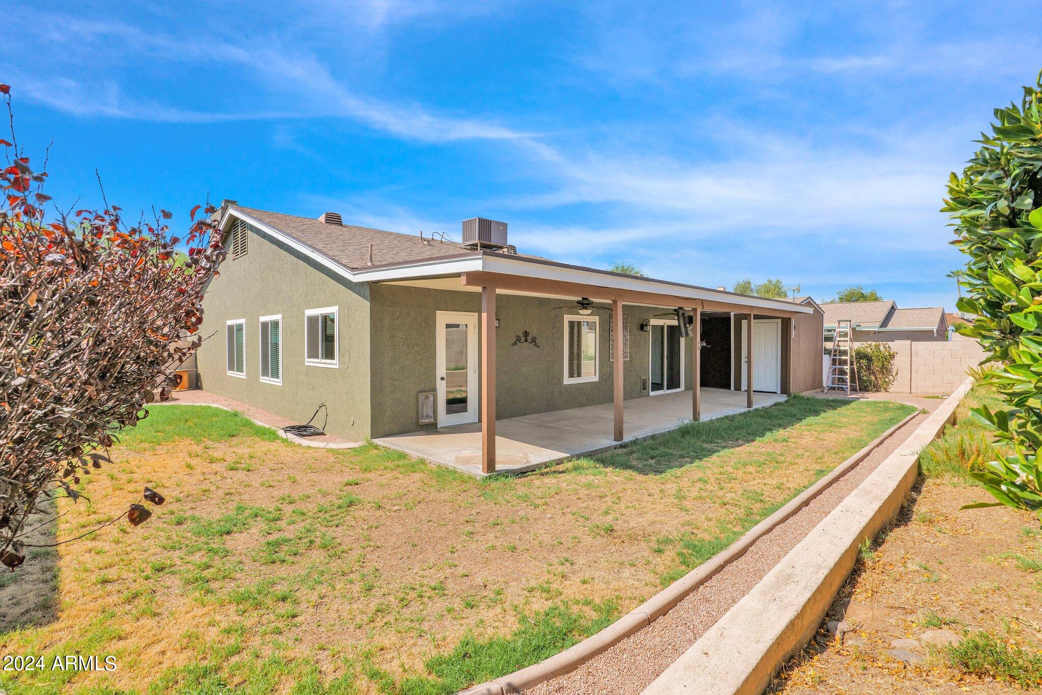 6824 E AIRE LIBRE Lane