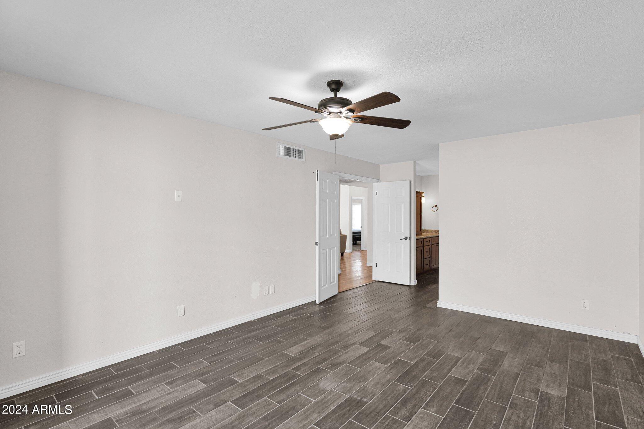 6824 E AIRE LIBRE Lane
