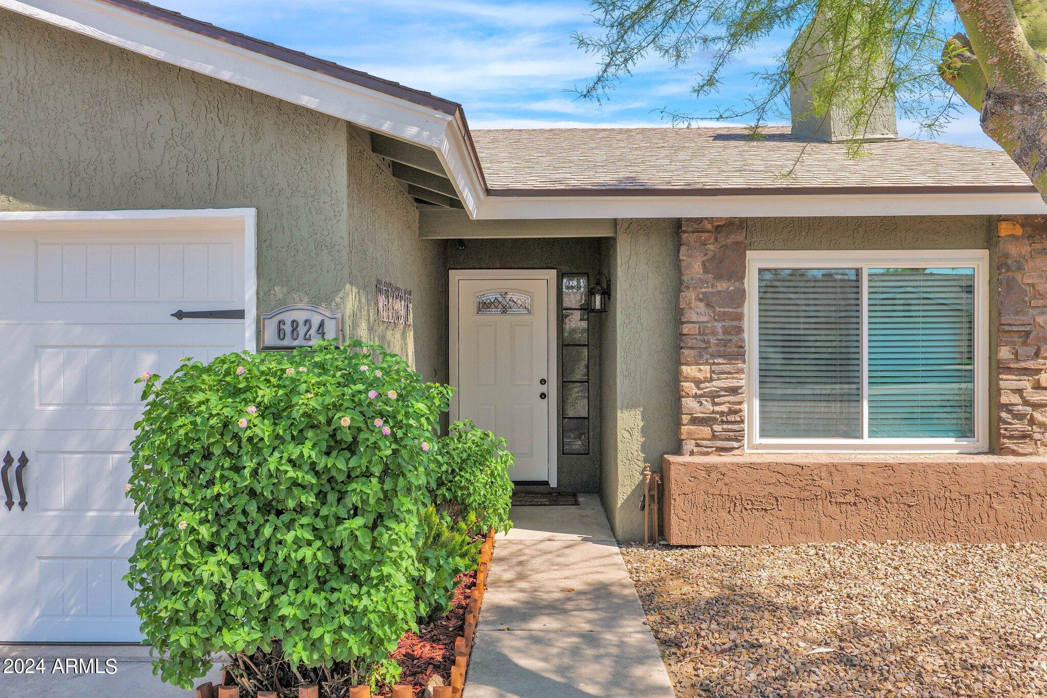 6824 E AIRE LIBRE Lane