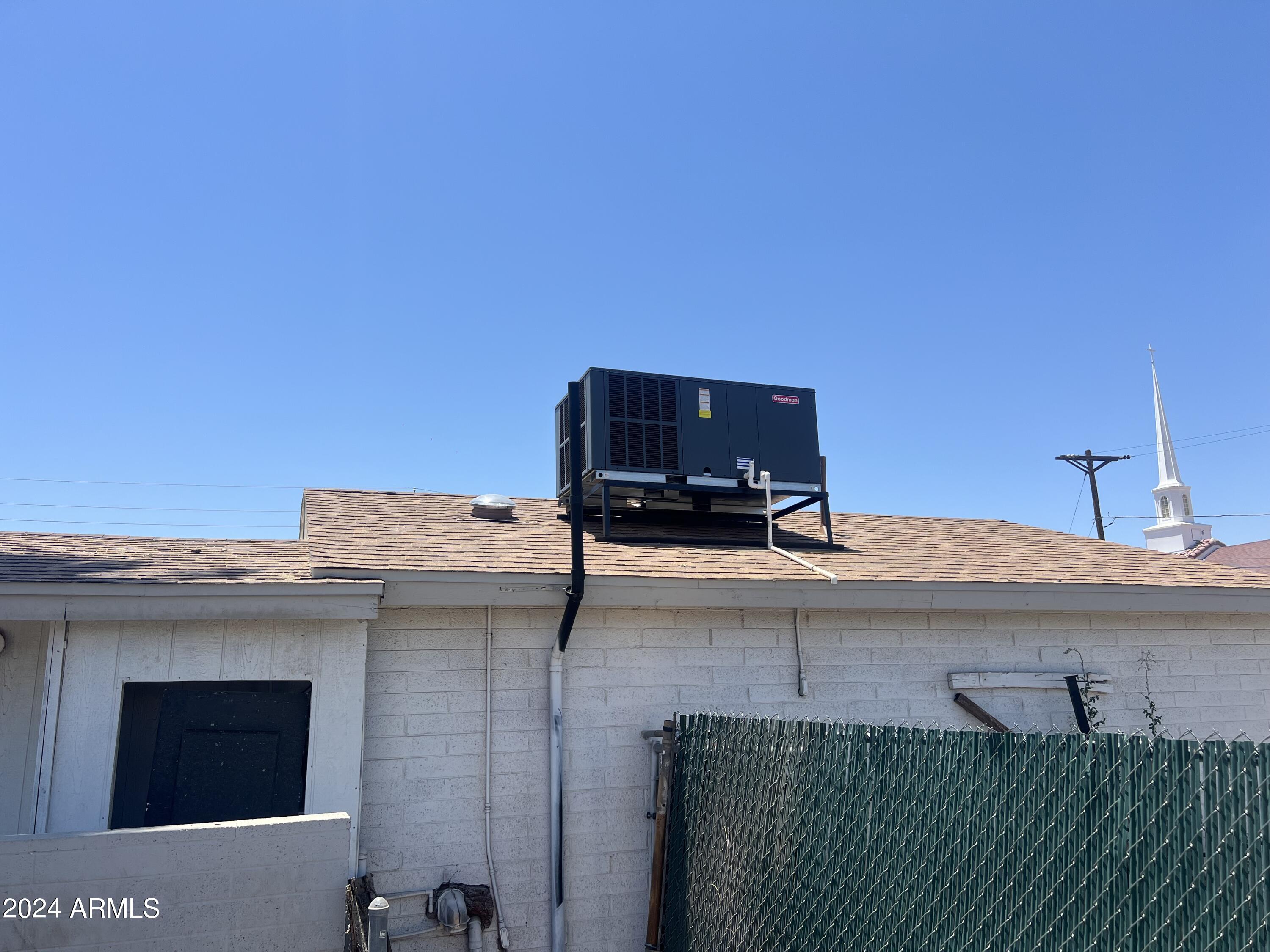 2014 E BROADWAY Road