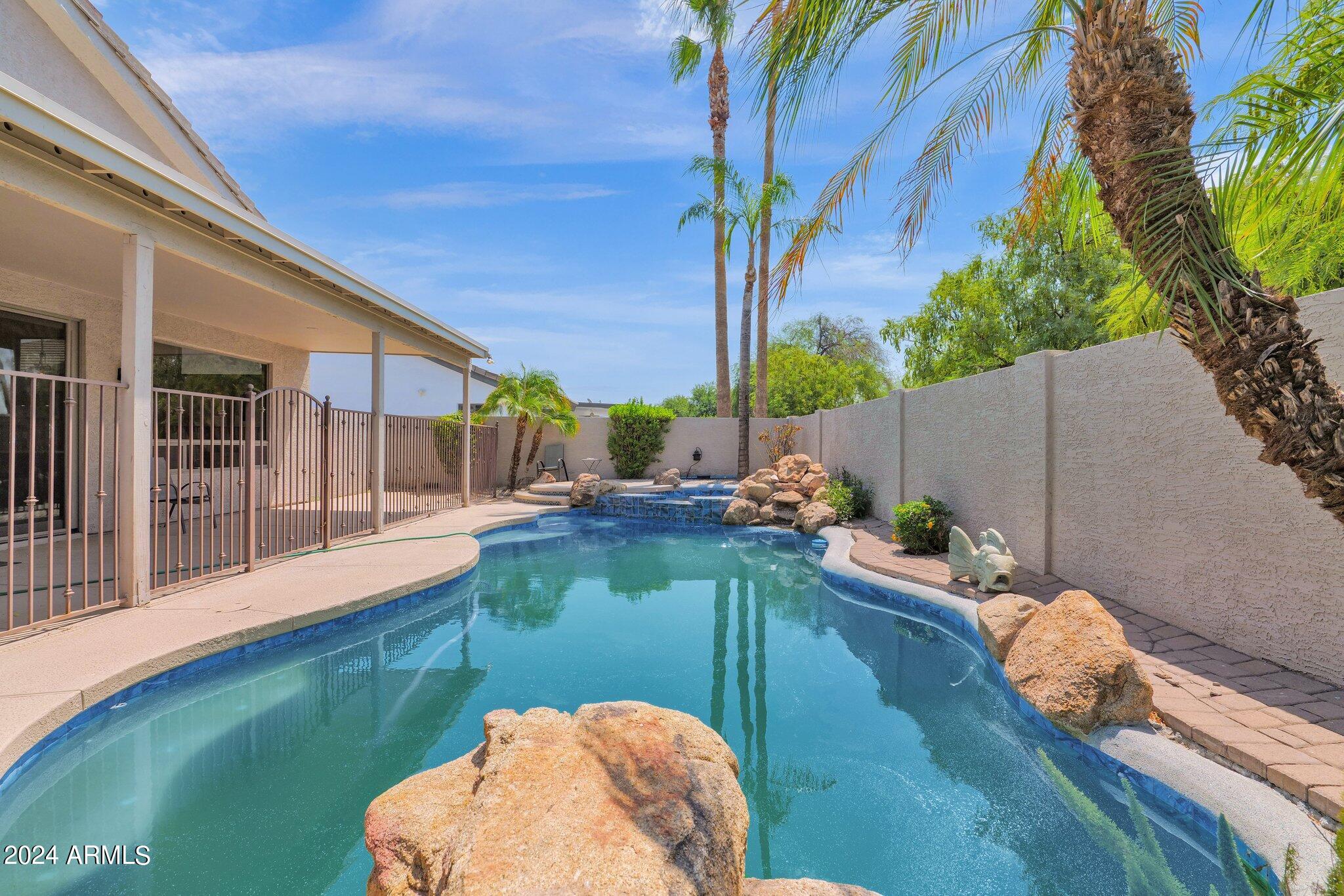 6547 E PARADISE Lane