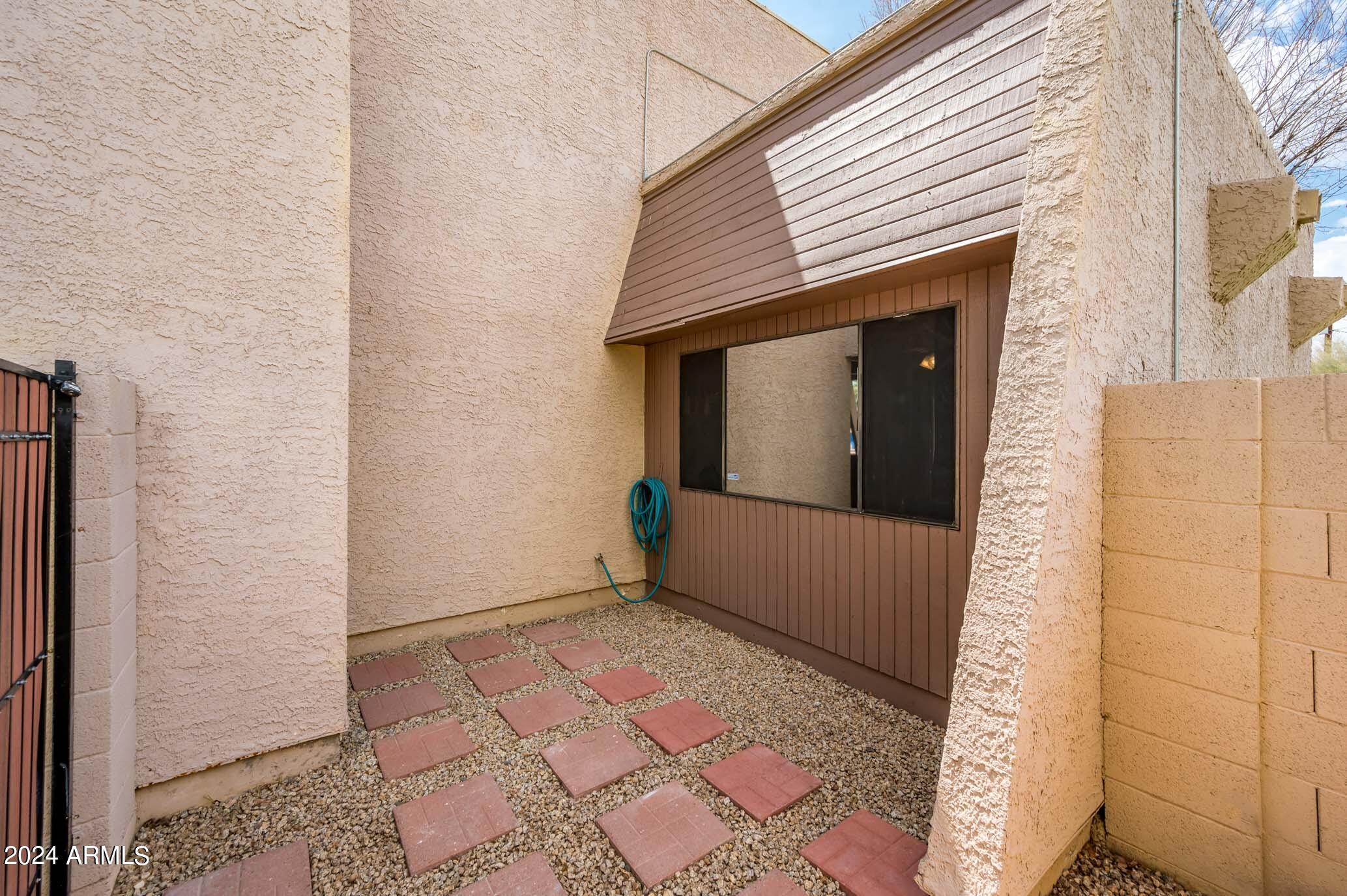 837 W 13TH Street