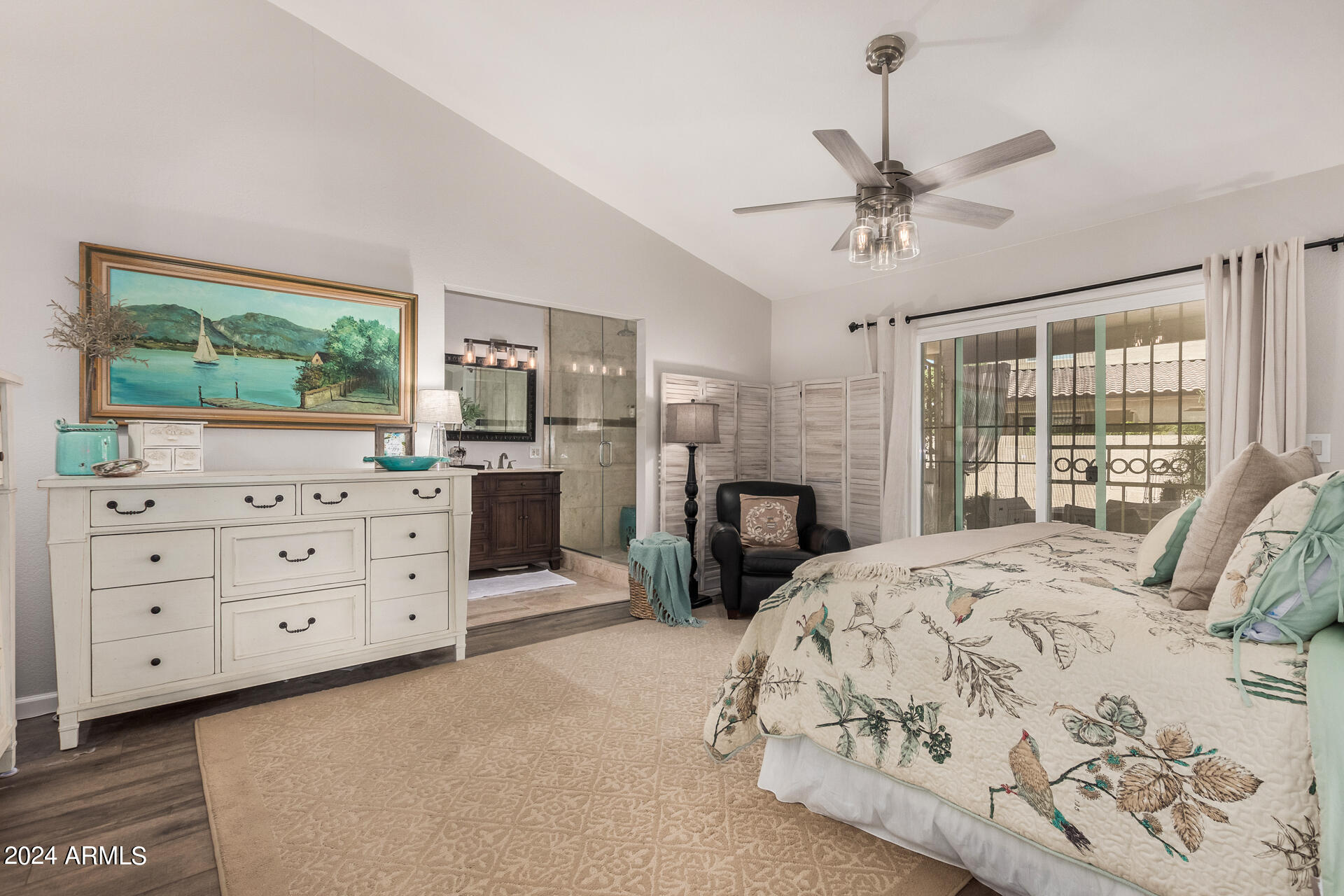 1207 W SEASCAPE Court